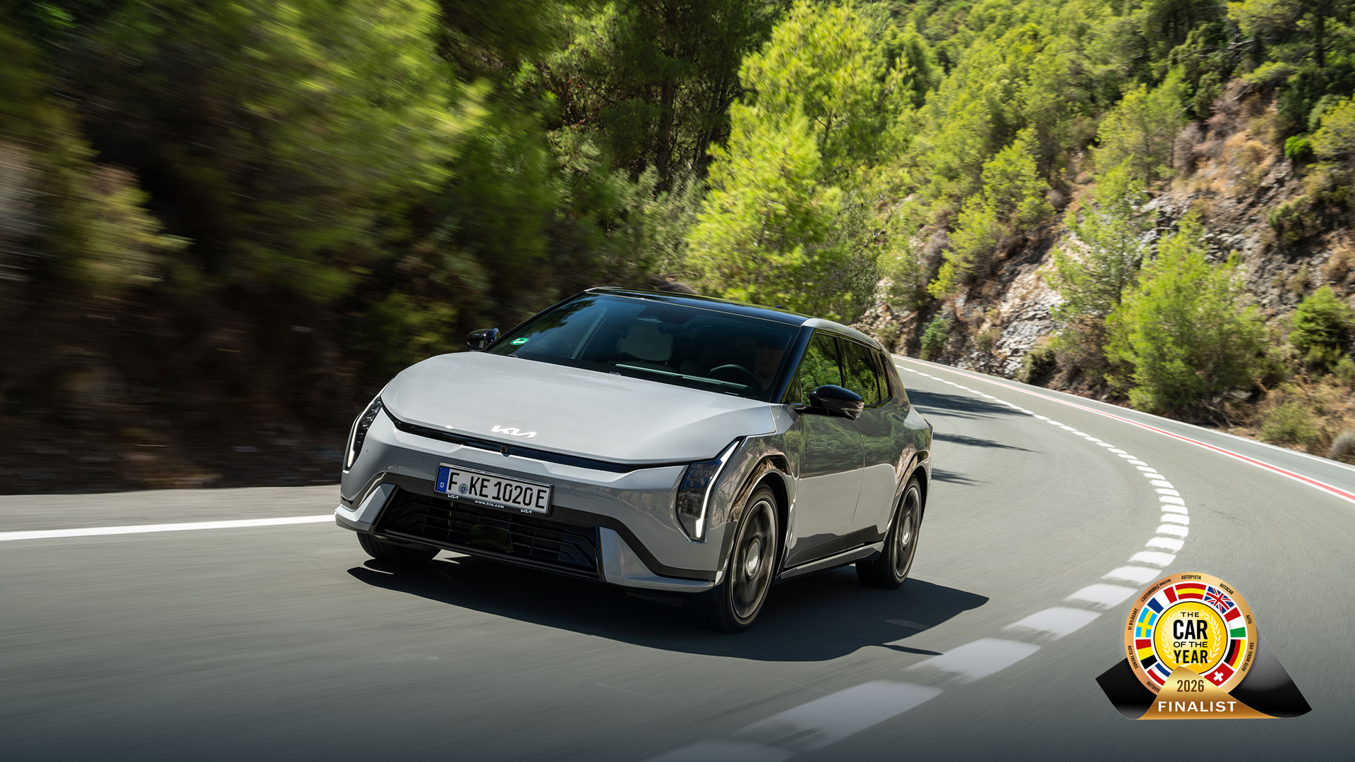 Kia - Kia EV4 ir iekļauts 2026. gada “Car of the Year” balvas finālistu ...