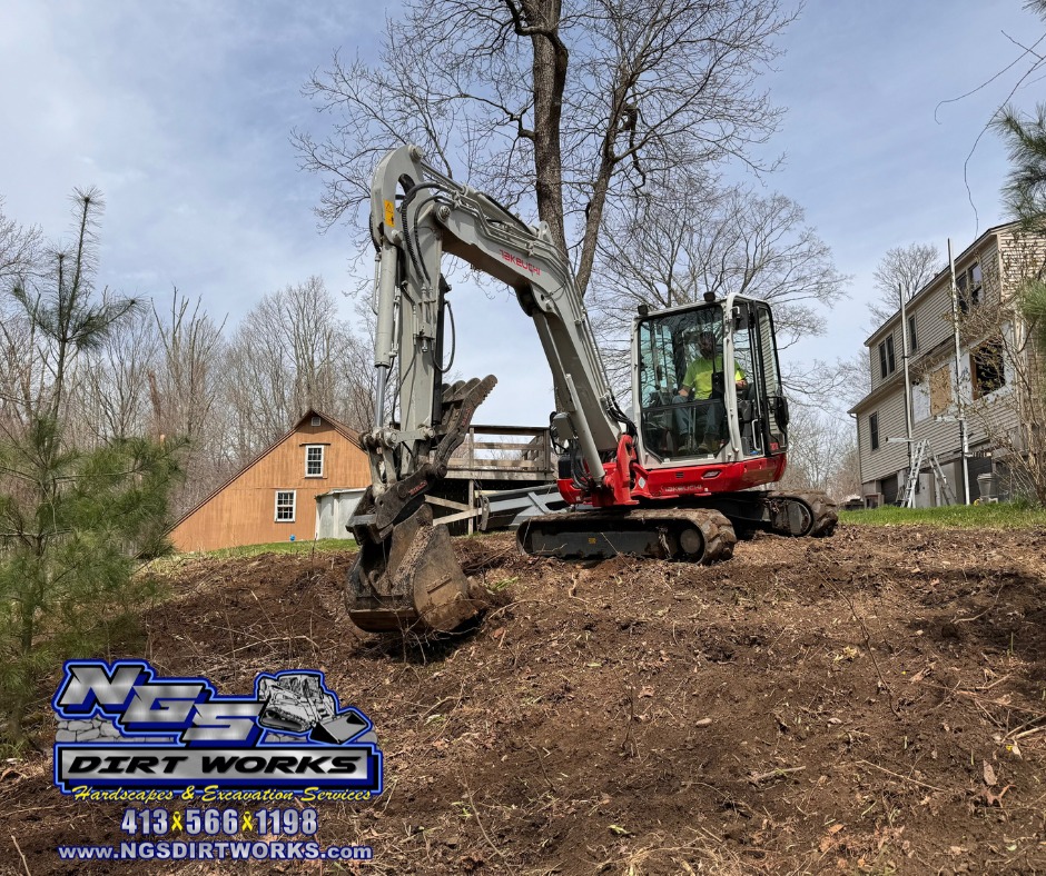 NGS - Meet the Fleet Monday Excavator – “The Muscle” 💪🏻 What it does: 🪨 ...