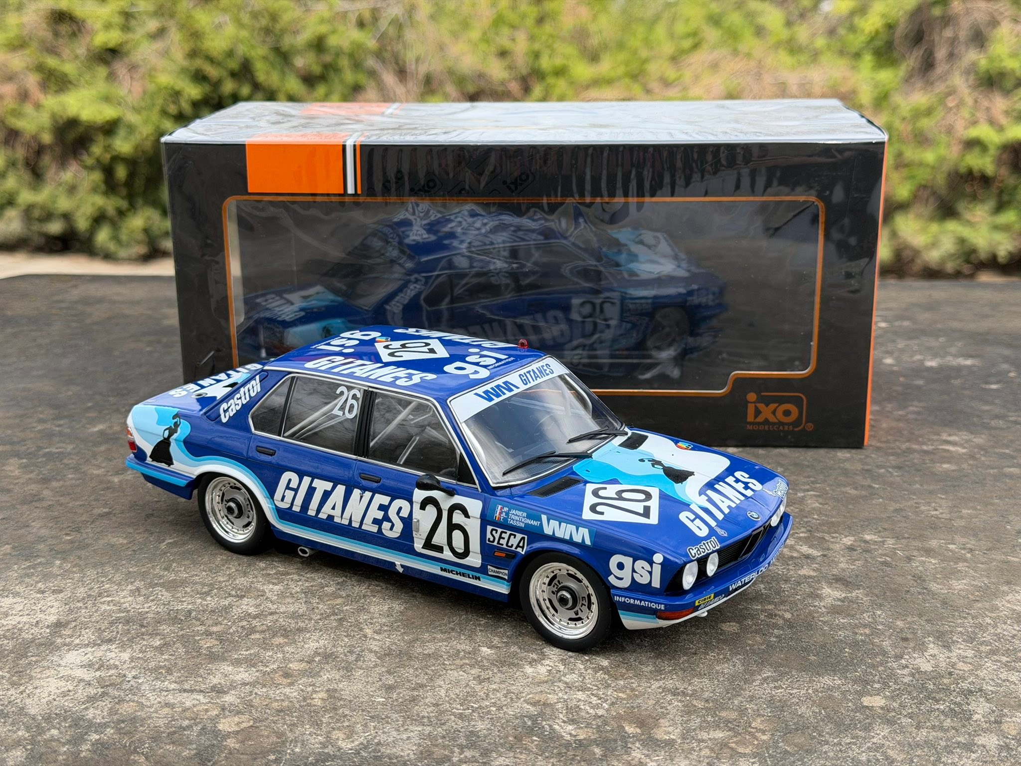 🔵 BMW 528i (E28) #26 - 24H SPA 1982 ⚙️ IXO Modelcars 💲 Model