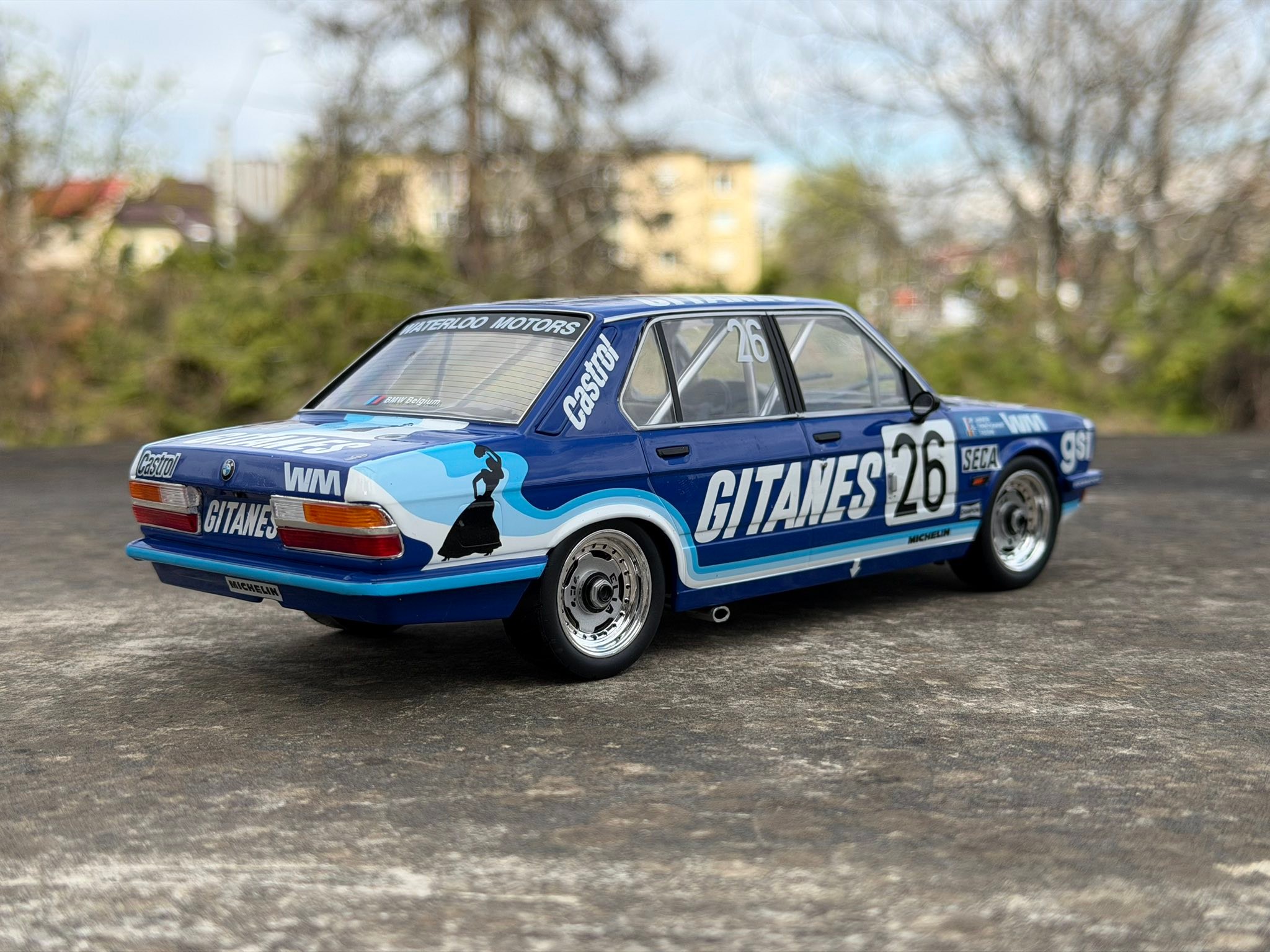 🔵 BMW 528i (E28) #26 - 24H SPA 1982 ⚙️ IXO Modelcars 💲 Model