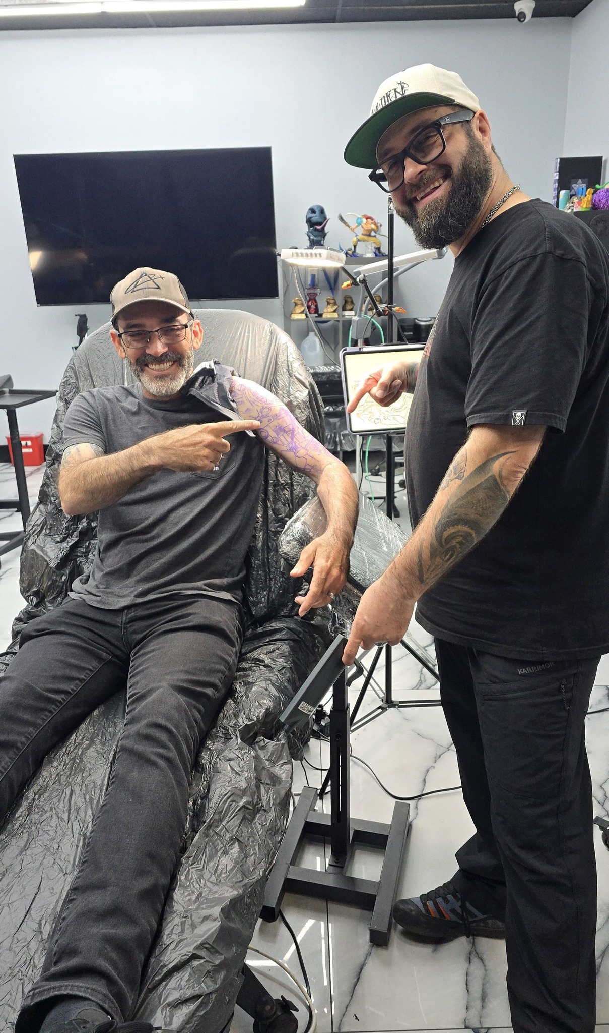 A new biomechanical sleeve project by Shamack started at Sinners