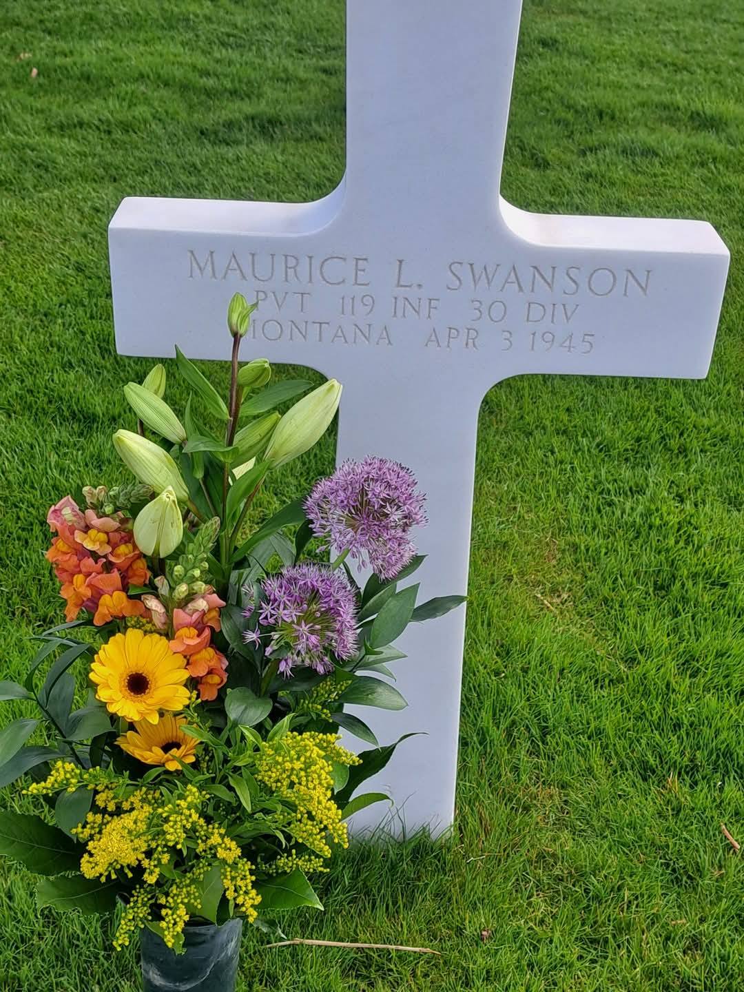 bill stillwell md epithalon My uncle Maurice Swanson came from a large family in Sidney, Montana. His mother, Amelia, affectionately known as Milly—was widowed at a young age. She later remarried Lee Swanson, and together they Prolia injection (denosumab): Side Badge_CrueltyFree Pack size:3 vials