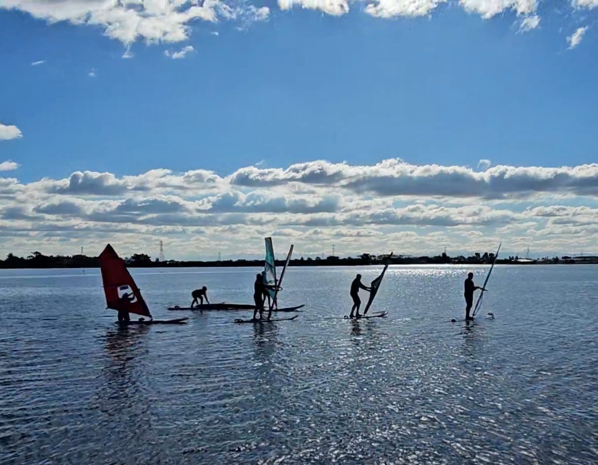 Windsurf lessons and free sail