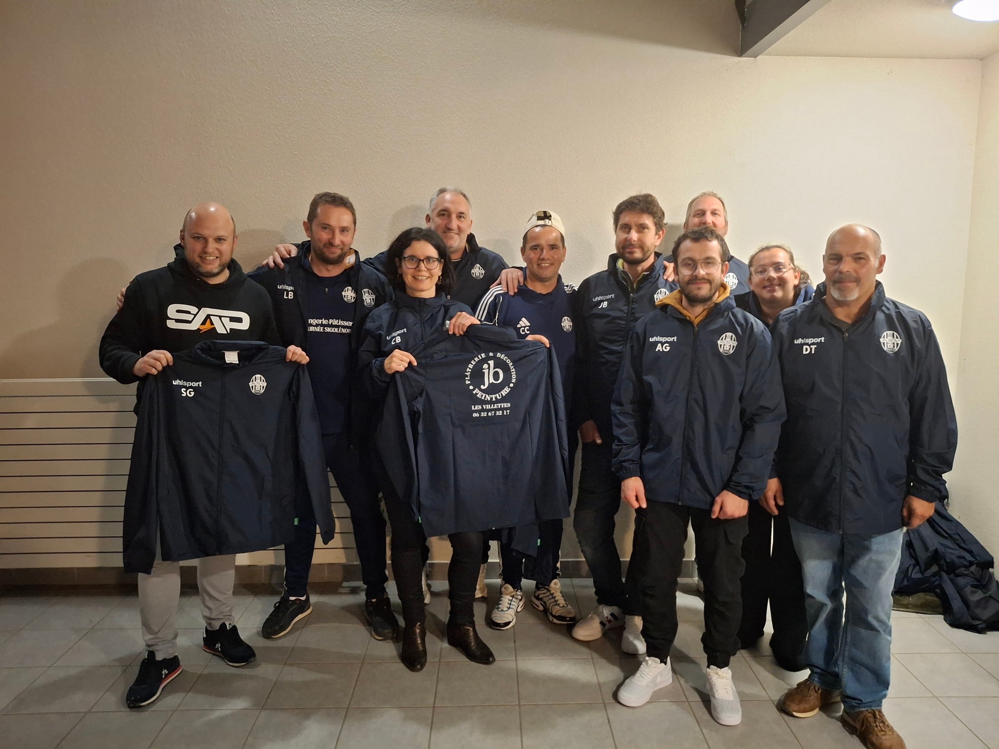 A.S.Villettoise - 💙🤍🤝 Partenaire 🤝💙🤍 Un grand merci à Jonathan Bertrand ...