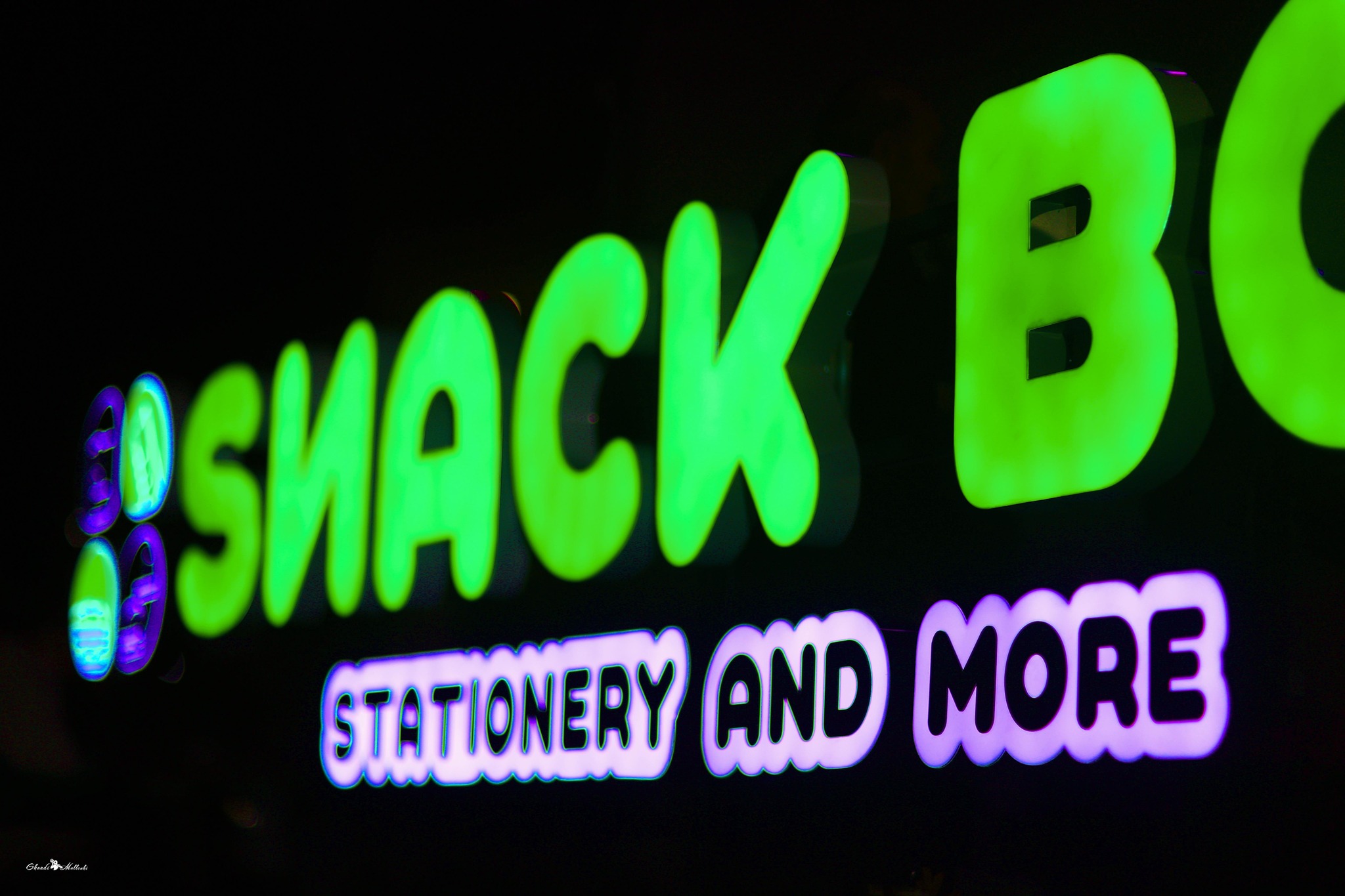 Snackbook