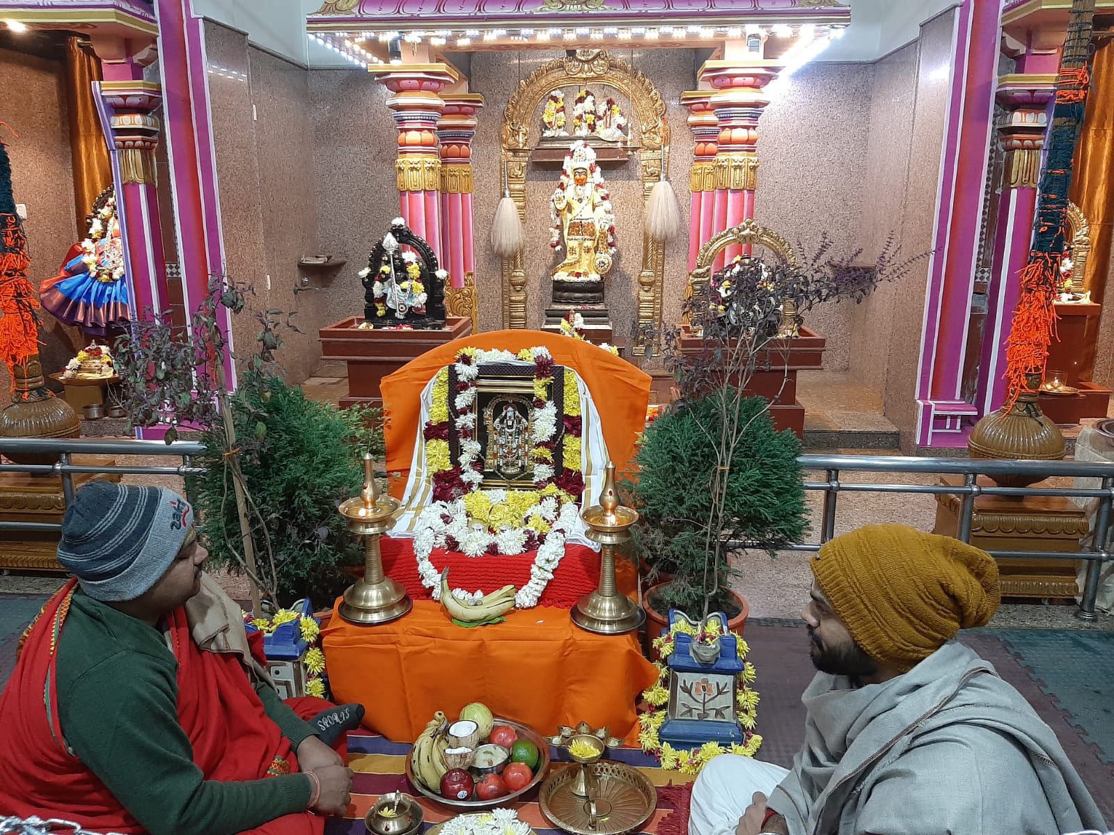 Hanuman Dwarka Mandir - 4/11/2021 • Darshan at HDM • Om Namo Hanumate ...