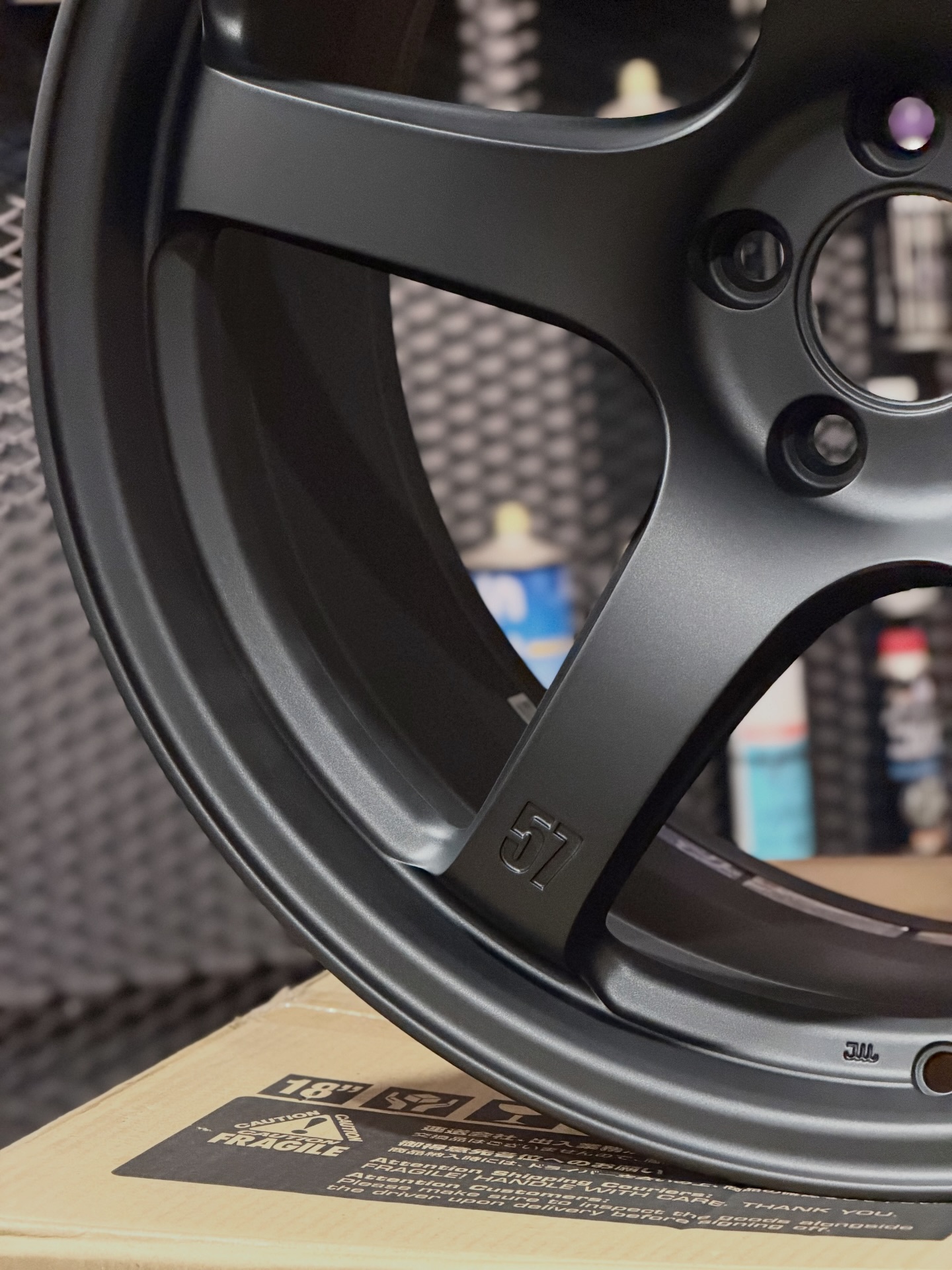 Rays Gram Lights 57CR Spec D | 18x9.5, ET38, 5x100 in Matte Super 