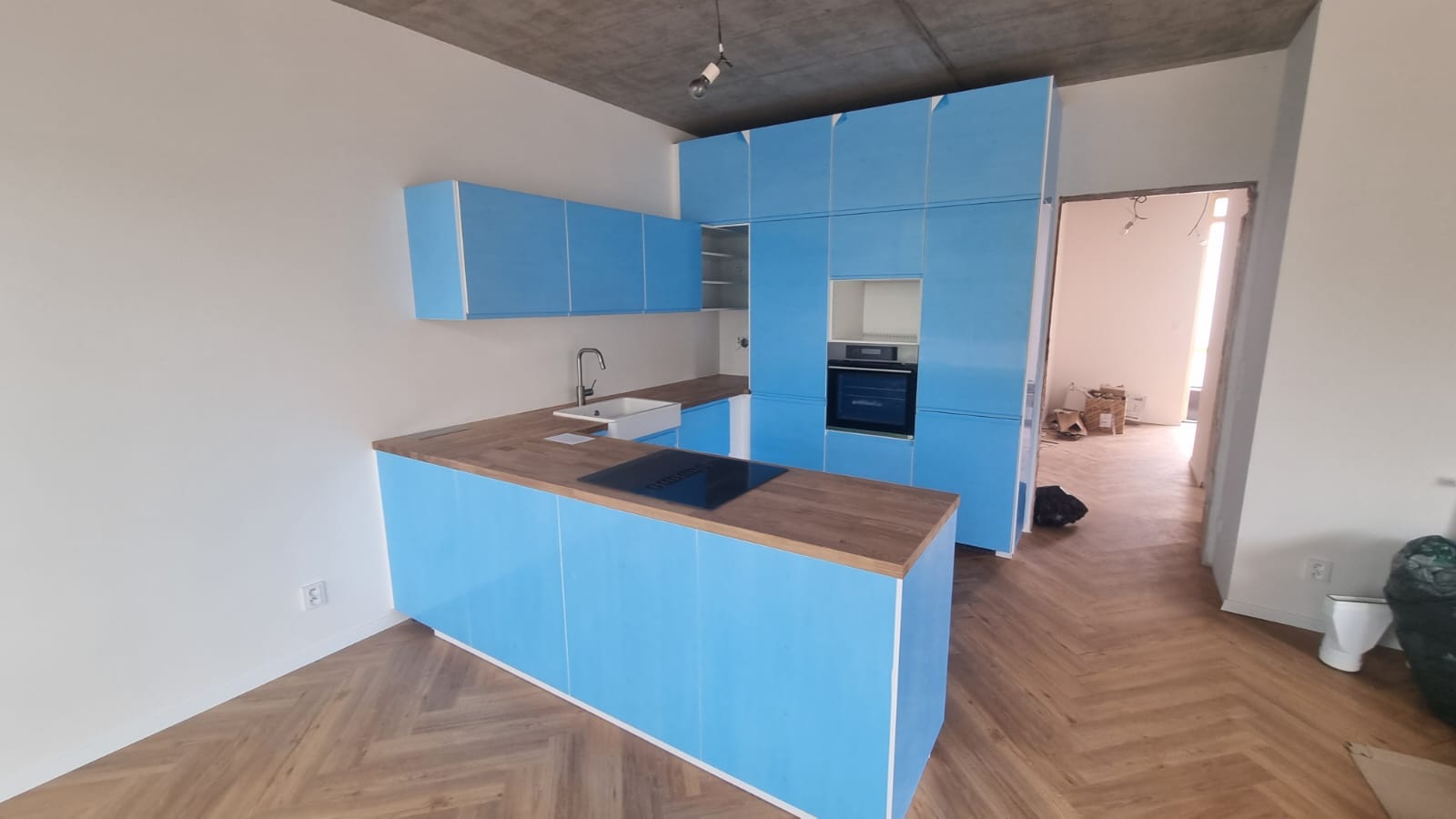 Montáže kuchyni a interiérů Brno a okolí