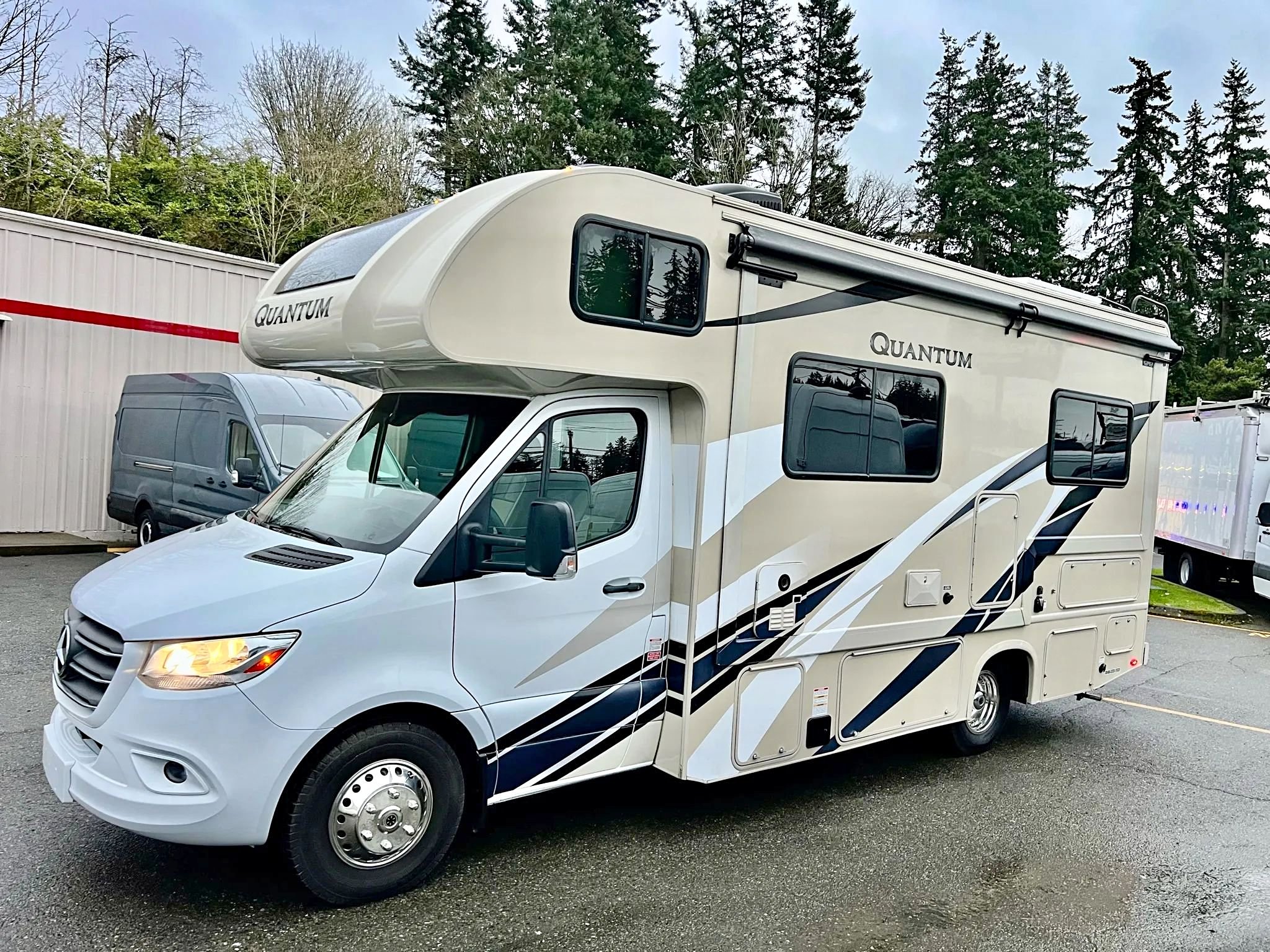 2020 Mercedes-Benz Thor Motor Coach Quantum KM24 - RVs & Campers ...