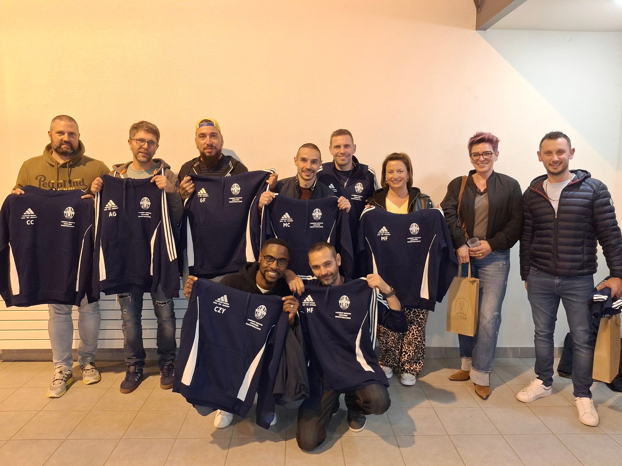 A.S.Villettoise - 💙🤍🤝 Partenaire 🤝💙🤍 Un grand merci au... | Facebook