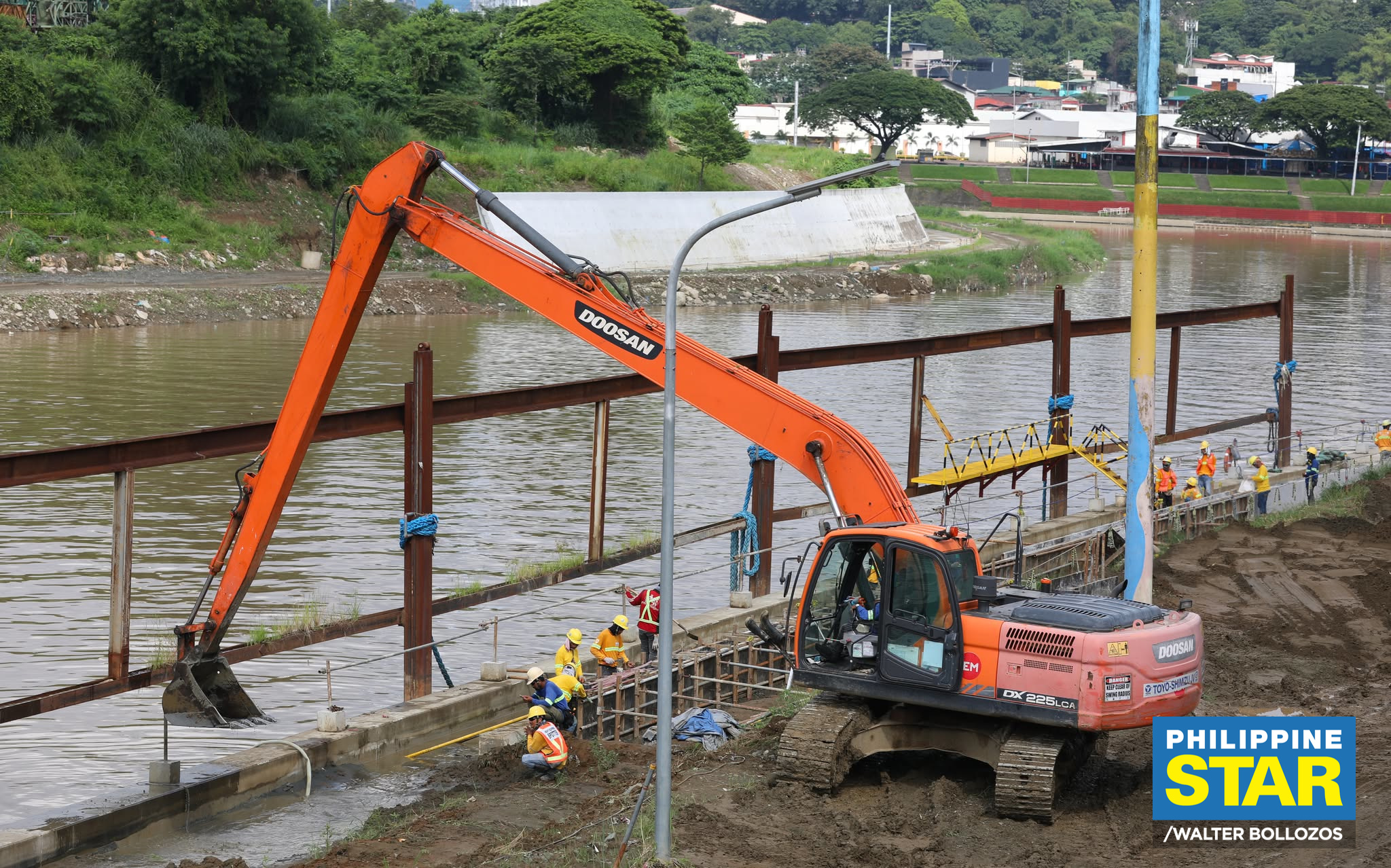 Philippine - A finished mega dike project by a Japan-funded initiative ...