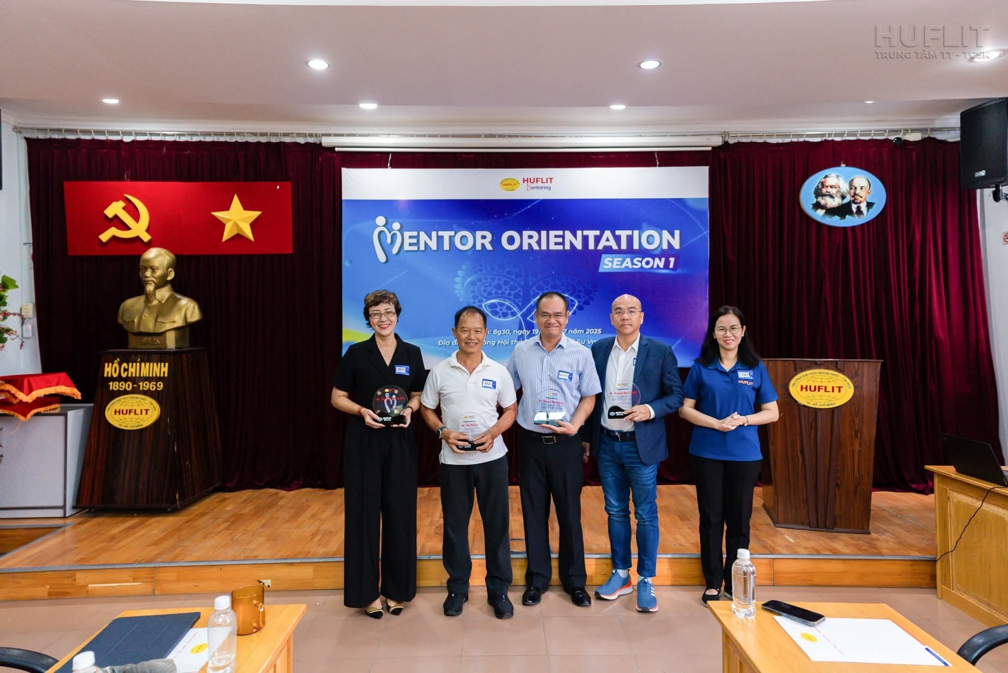Trườn... - Trường Đại học Ngoại ngữ - Tin học TP. HCM - HUFLIT