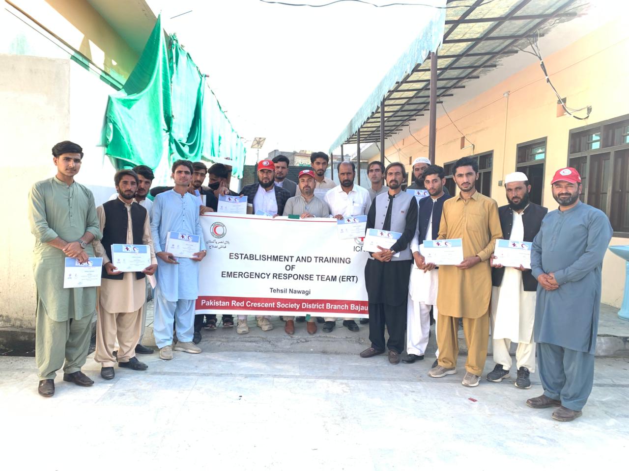انسانیت کی خدمت۔ہلال احمر پاکستان... - Pakistan Red Crescent | Facebook