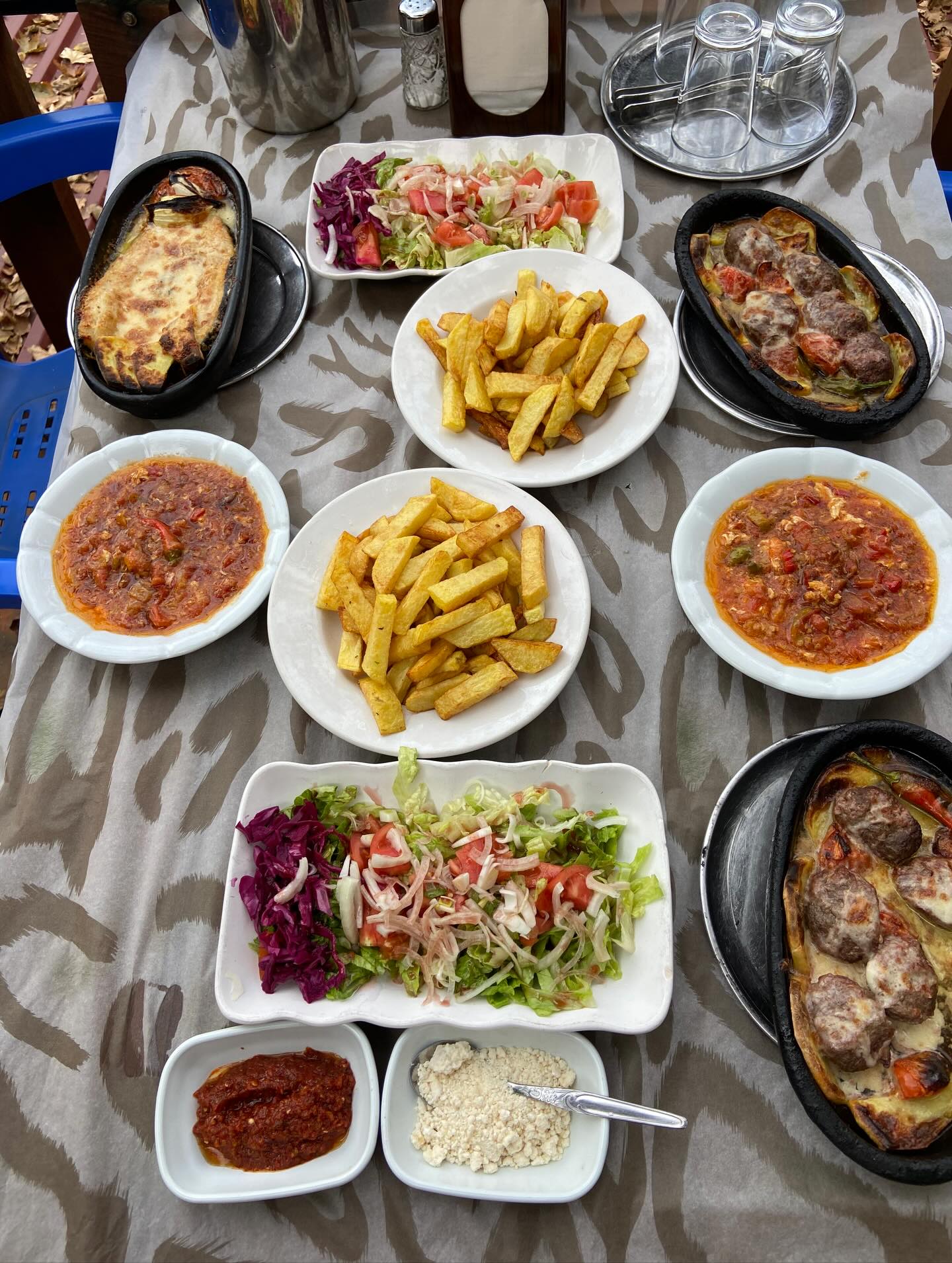 atak-canl-alabal-k-atak-canl-alabal-k-aile-restoran