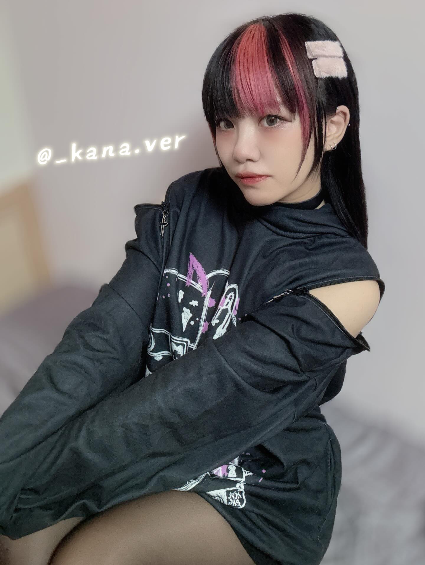 Kana 佳奈- Kana 佳奈added a new photo.