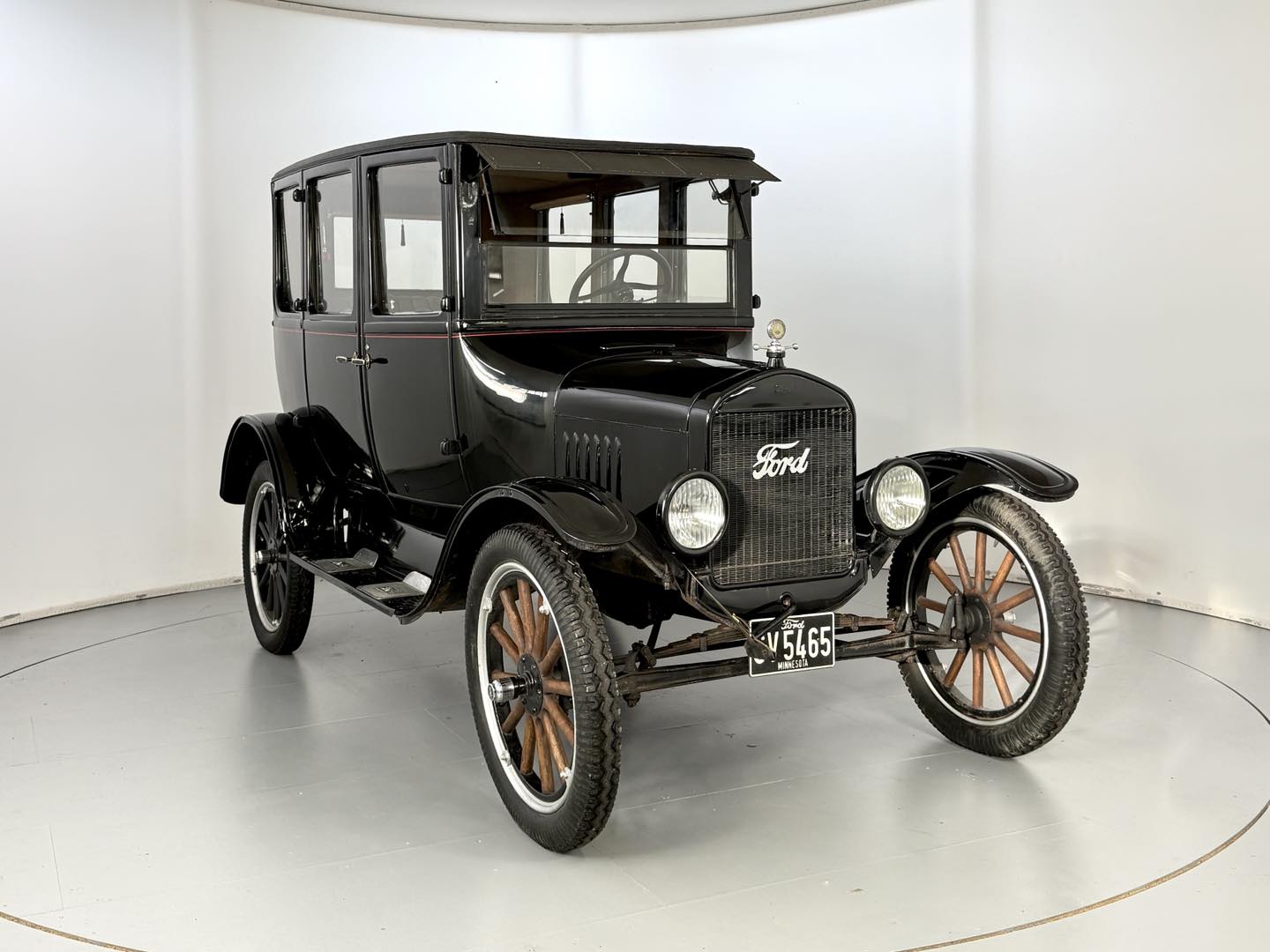 More new arrivals for our January auction… Ford Model T sedan