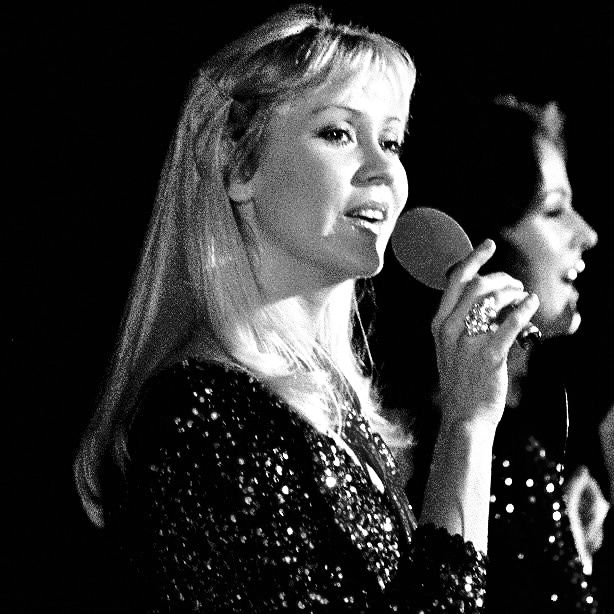 ✨ Throwback to ABBA in Japan, 1980! ✨ In March 1980, ABBA