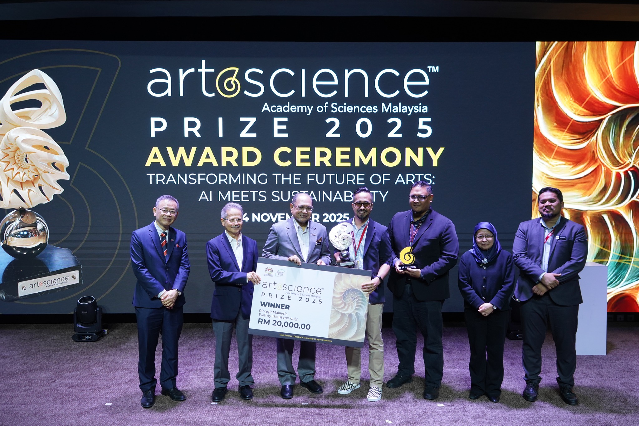Congratulations to Mohd Razif... - Akademi Sains Malaysia | Facebook