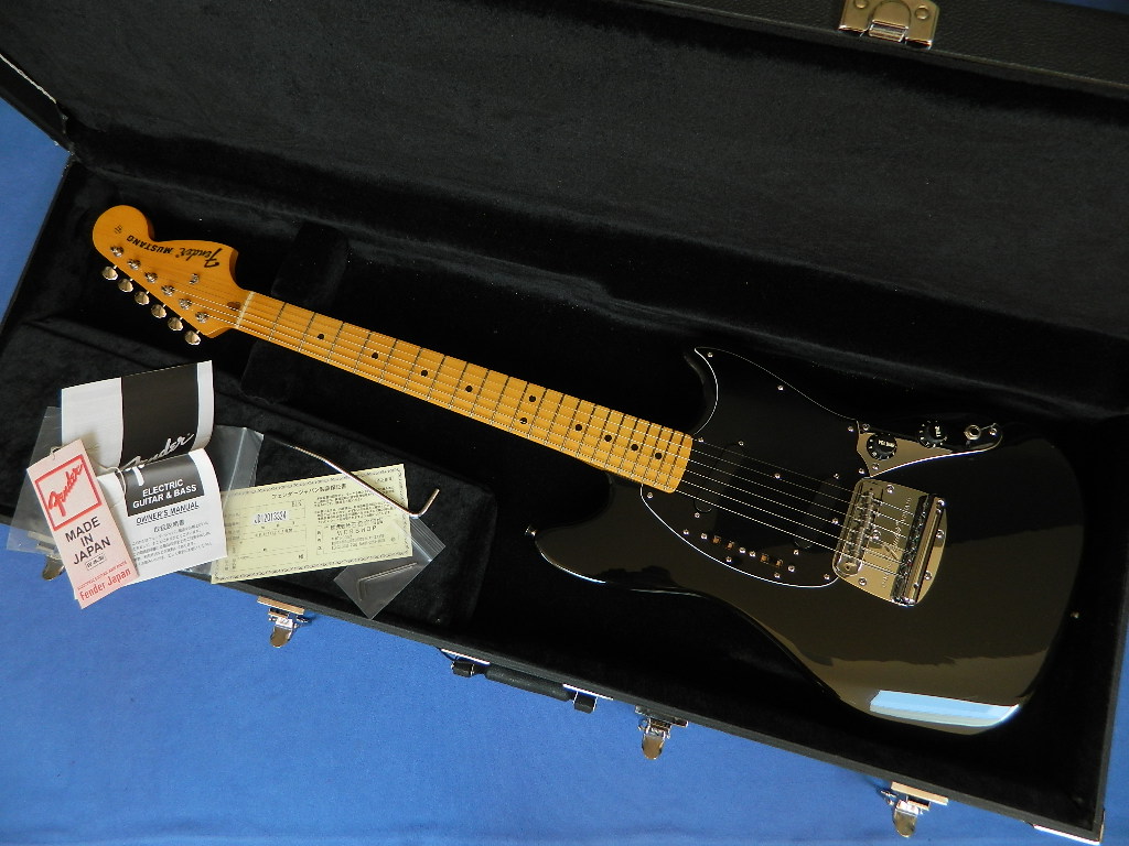 1994 Fender Mustang guitar