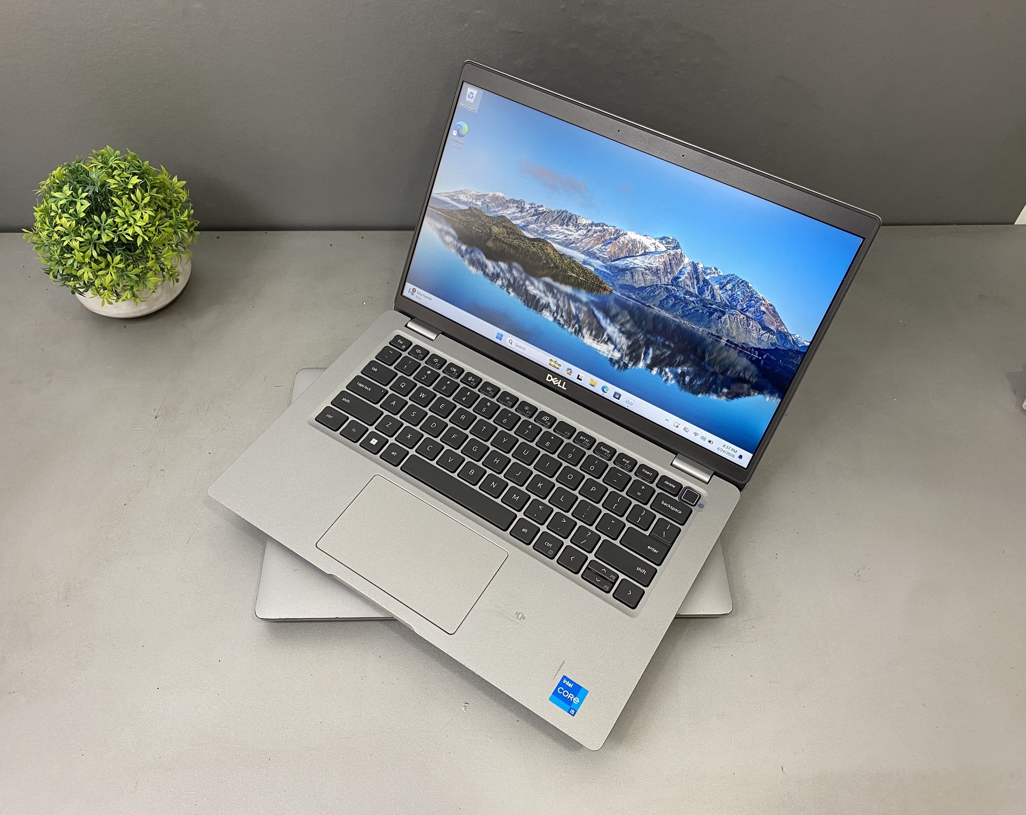 e cần tìm hp probook 440 g10 ram 16gb tài chính loanh quanh 10 12 
