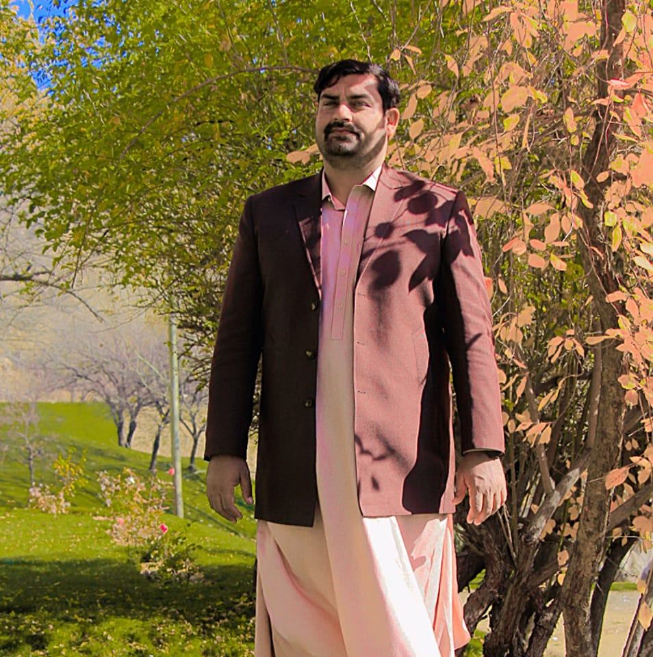 Inam Khan