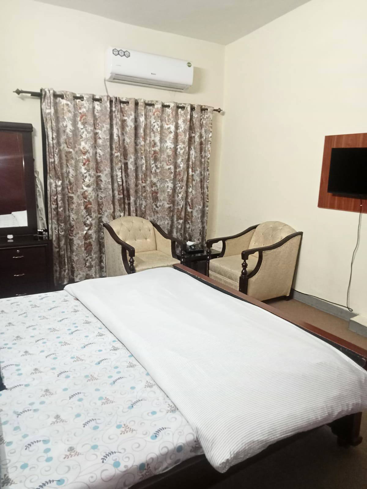 Room for rent - Property Rentals - Rawalpindi, Pakistan | Facebook ...
