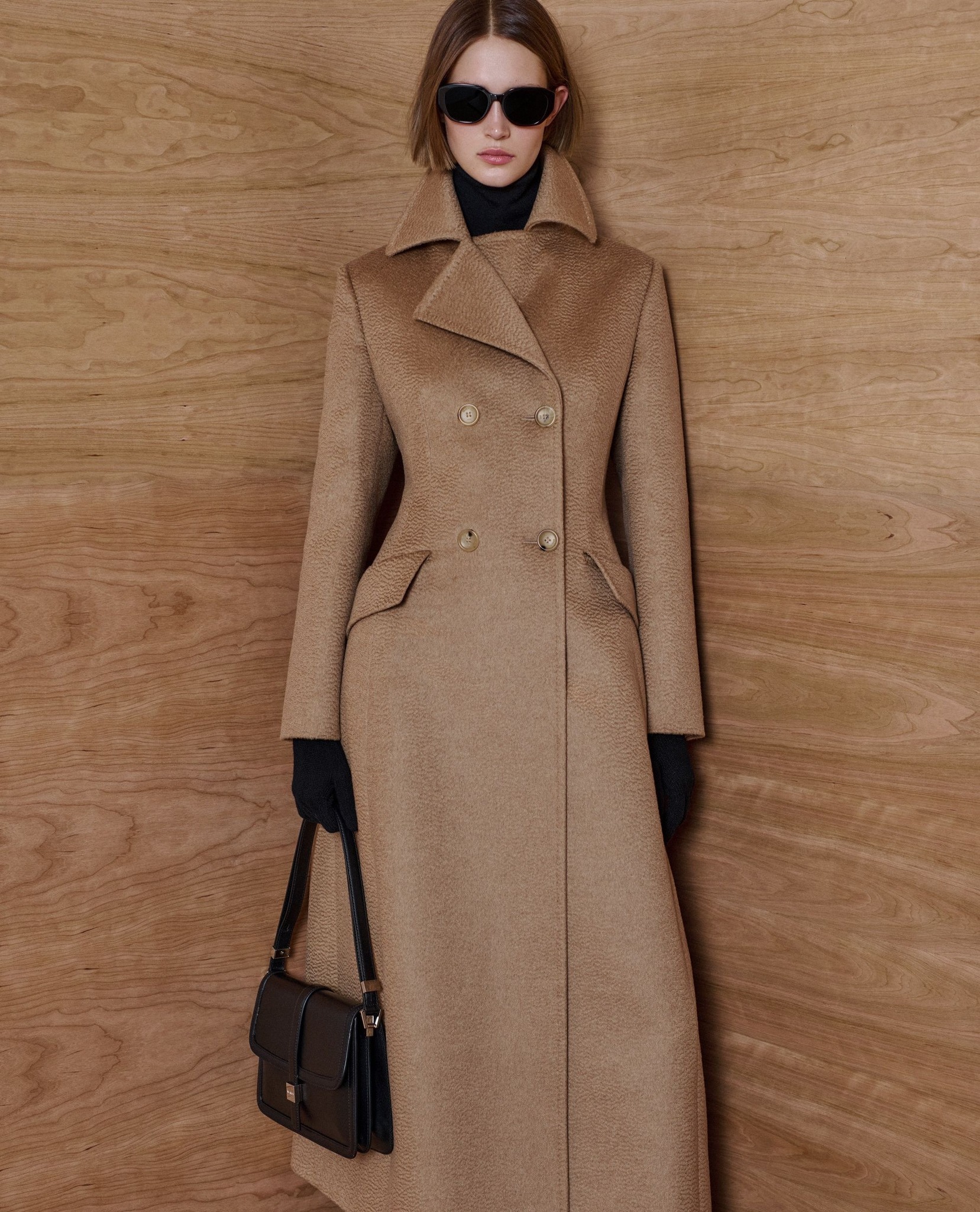 Character lies in the finishing touches. This #MaxMaraFW26 double
