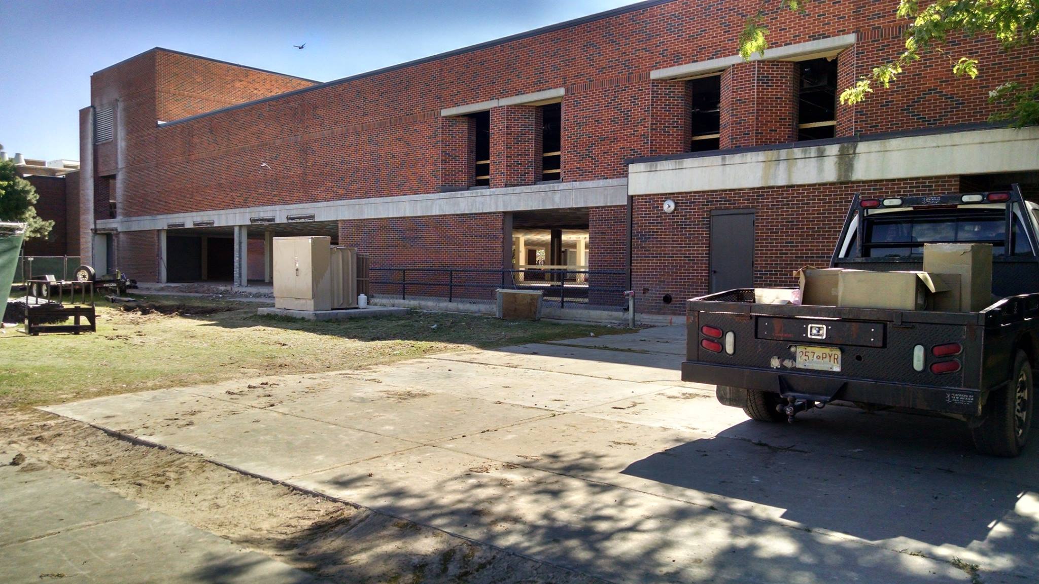 Eastern New... - Eastern New Mexico University Golden Library