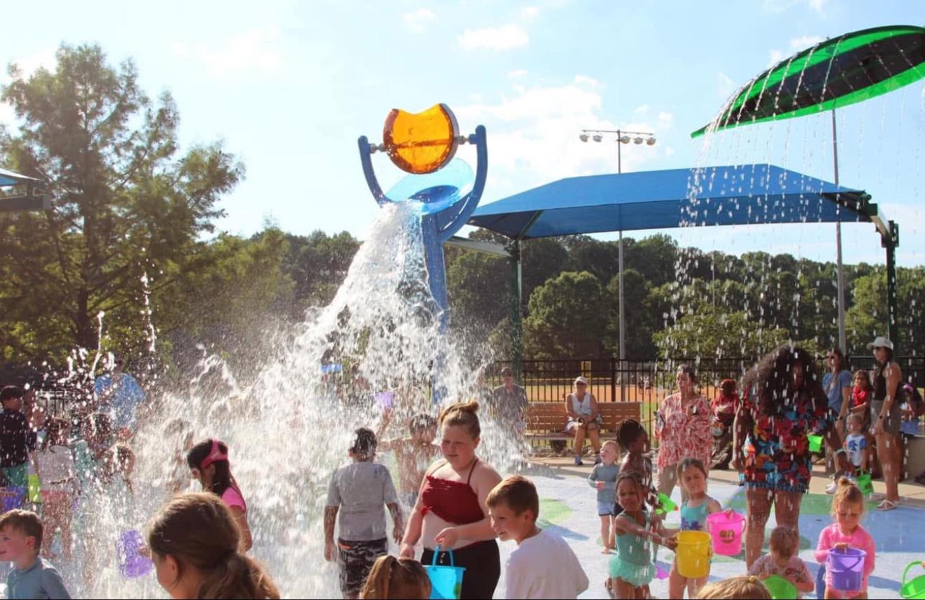 The Lily Pad Splash Pad... - Huntersville Parks & Recreation | Facebook