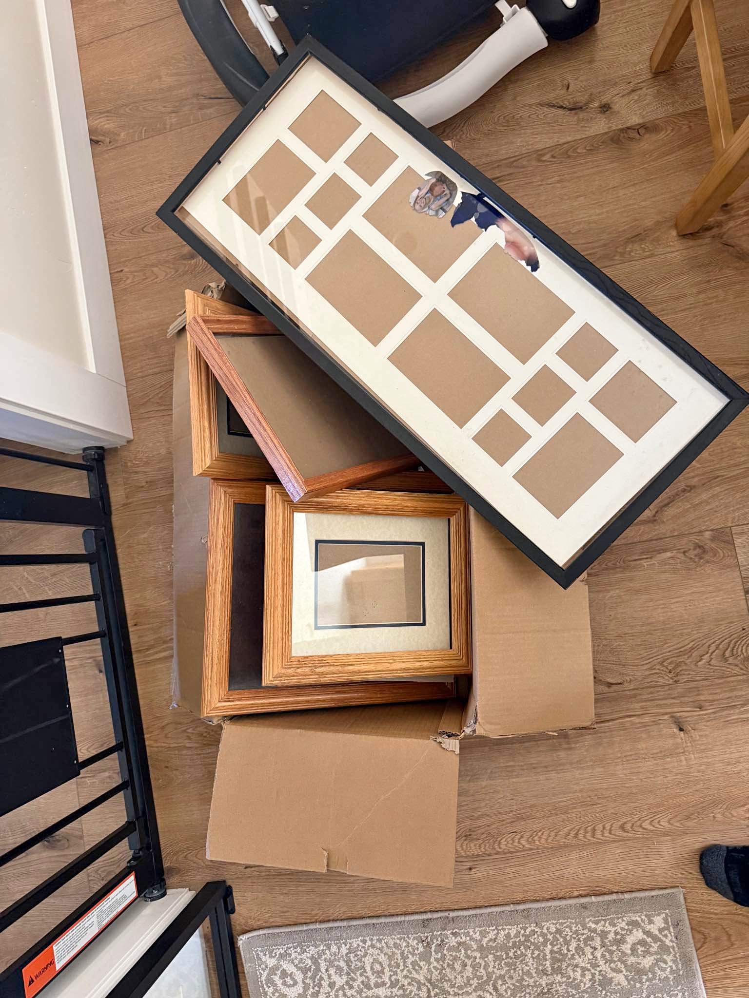 Box of wood-glass picture frames - Frames - Grants Pass, Oregon ...