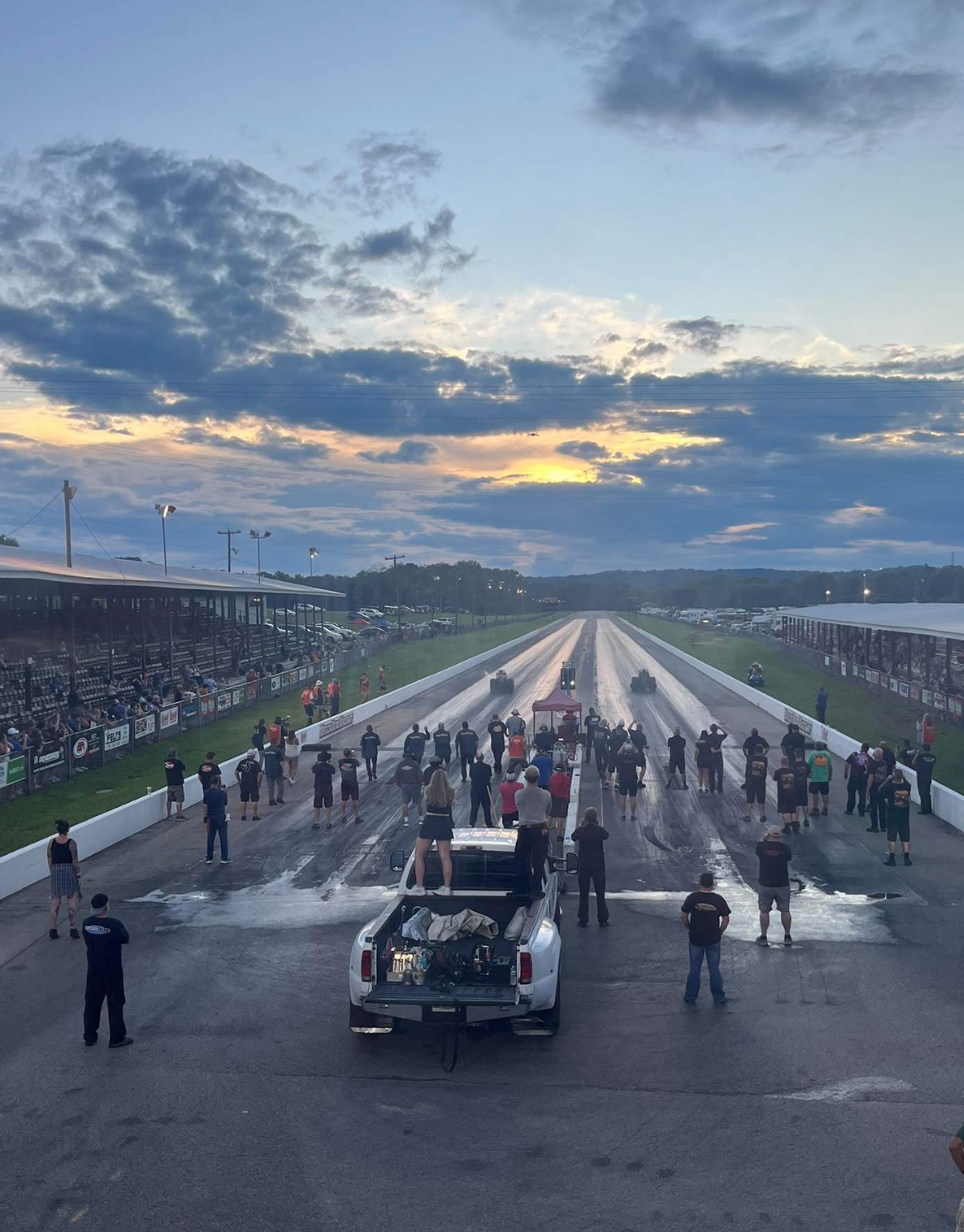 Bowling Green Beech Bend Raceway Aesthetic Wallpaper