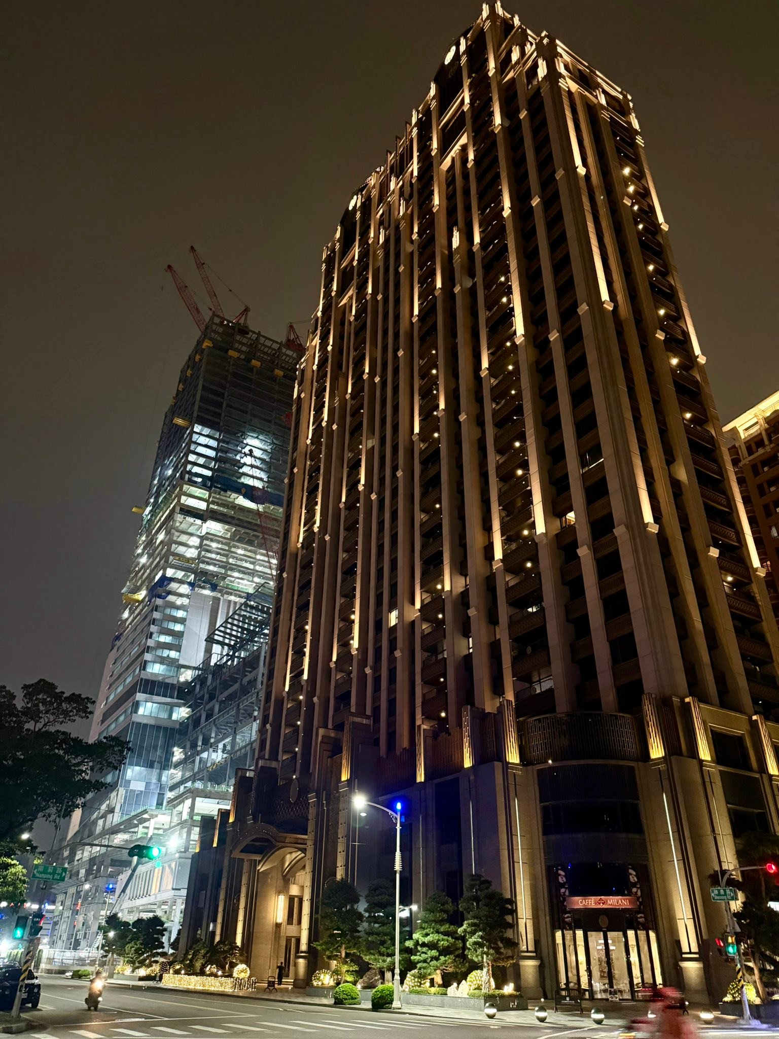 高雄好過日 - 興富發高雄CBD，35層139m | Facebook