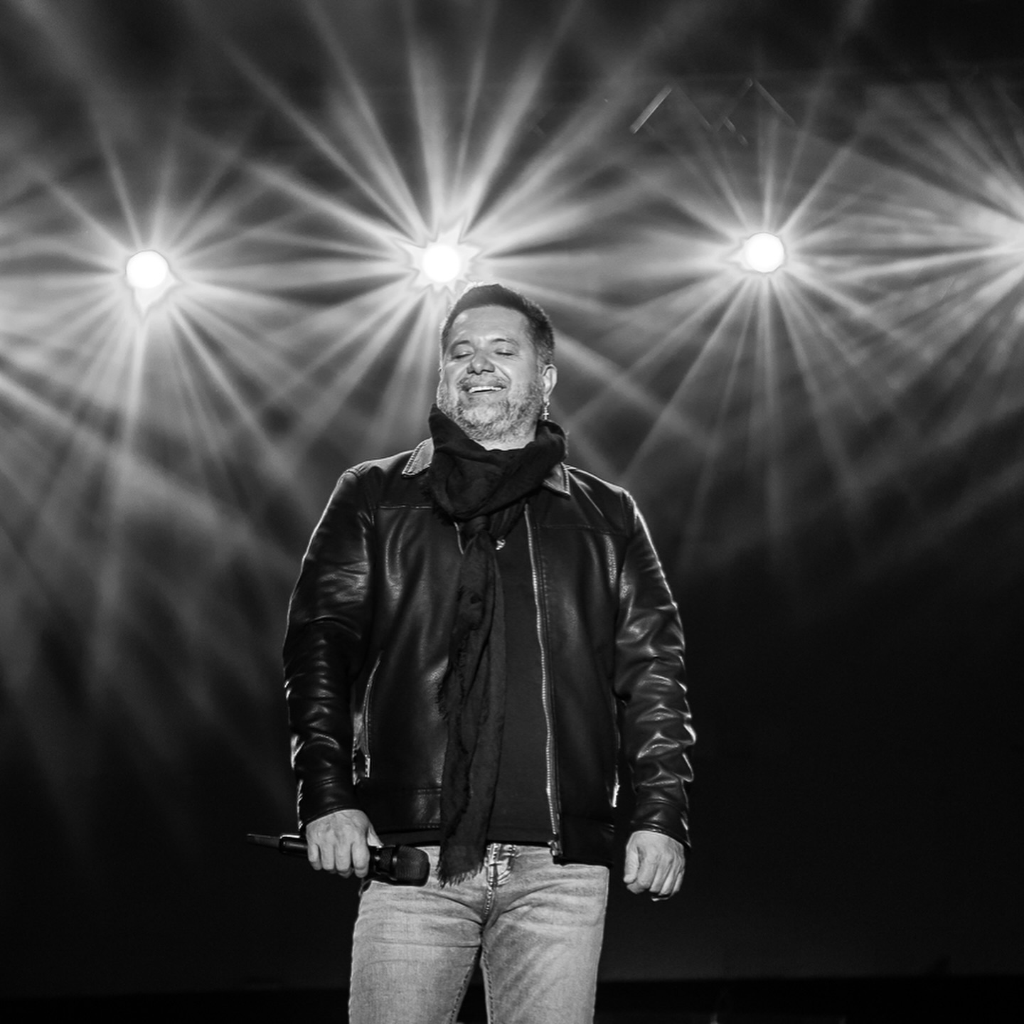 Jorge Rojas Oficial added a new... - Jorge Rojas Oficial