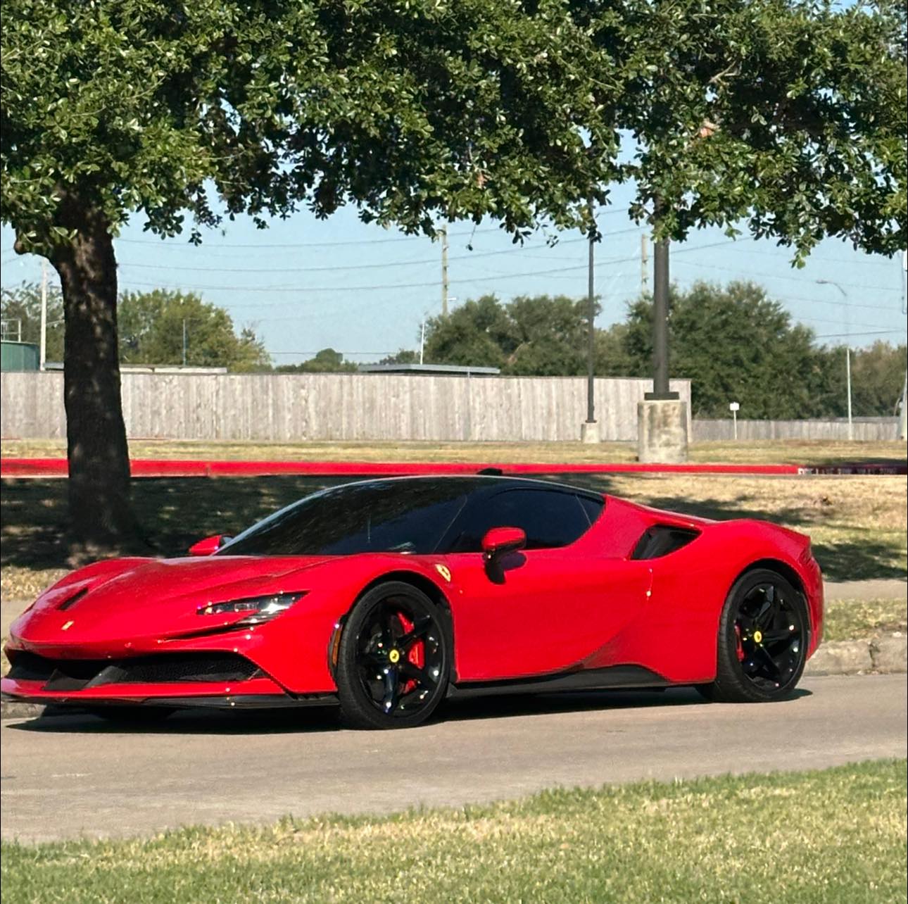 Nice little spot today here in Pearland! Love the white on the