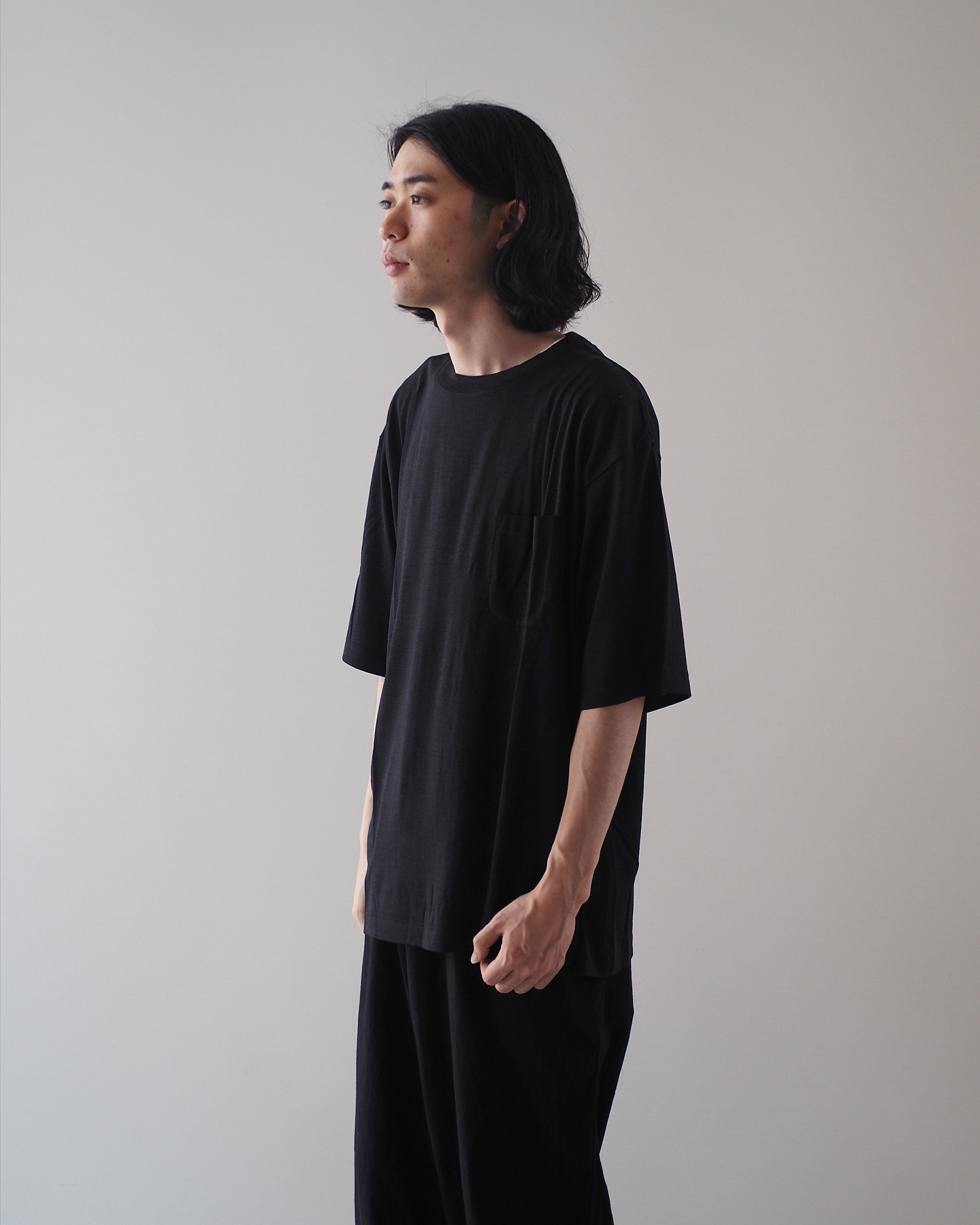 COMOLI B01-05016 サマーウール 半袖Tシャツ color:CHARCOAL size:2,3