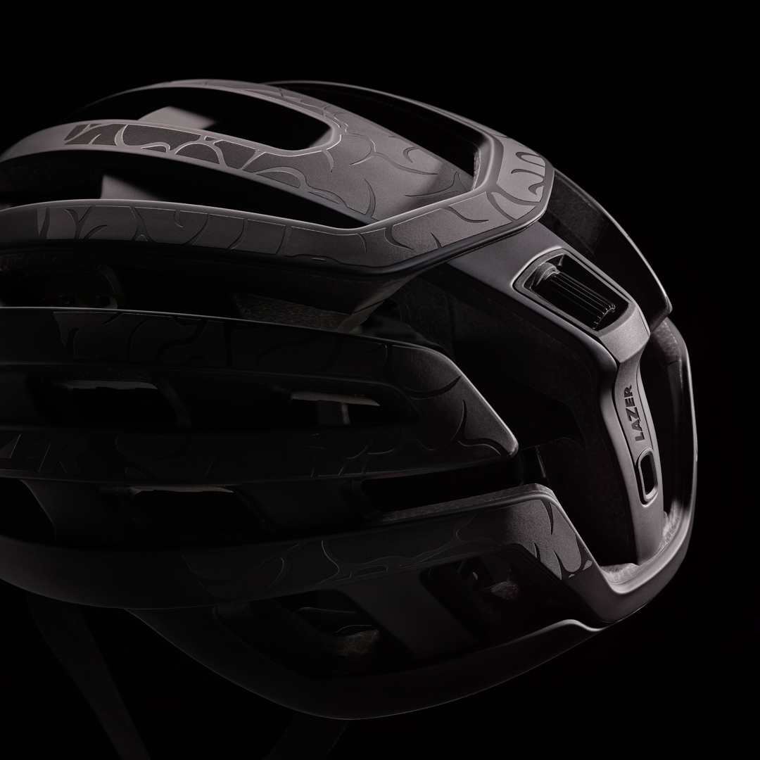 lazer brain helmet CAGE KINETICORE  Jumbo-Visma to wear helmets with