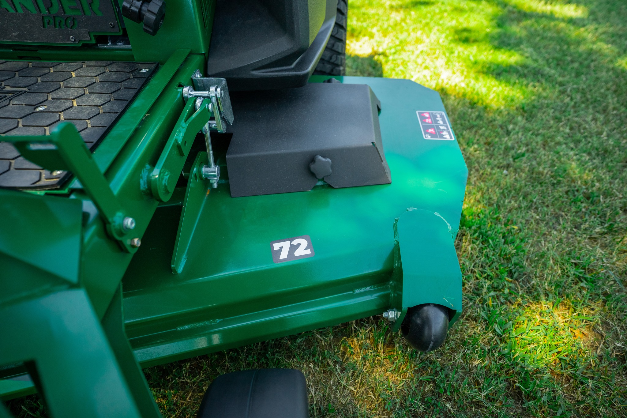 😎 The baddest mower on the market! Mowhawk's elite zero-turn