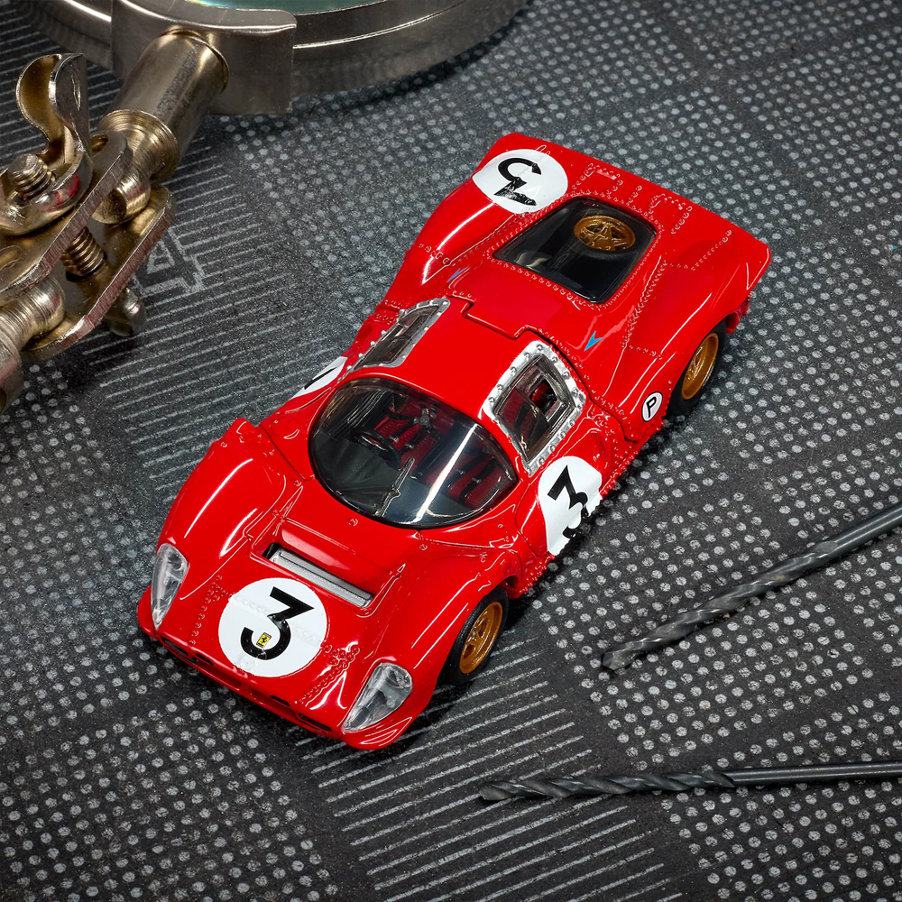 DAZE Collectibles デイズ added a new - DAZE Collectibles デイズ
