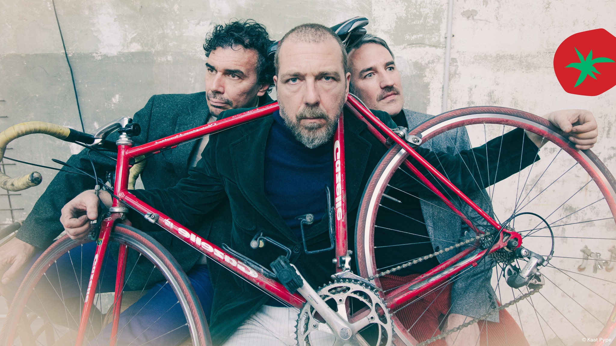 CC - 🚴 In 'Kerff' vertelt Sebastien Dewaele het onwaarschijnlijke ...