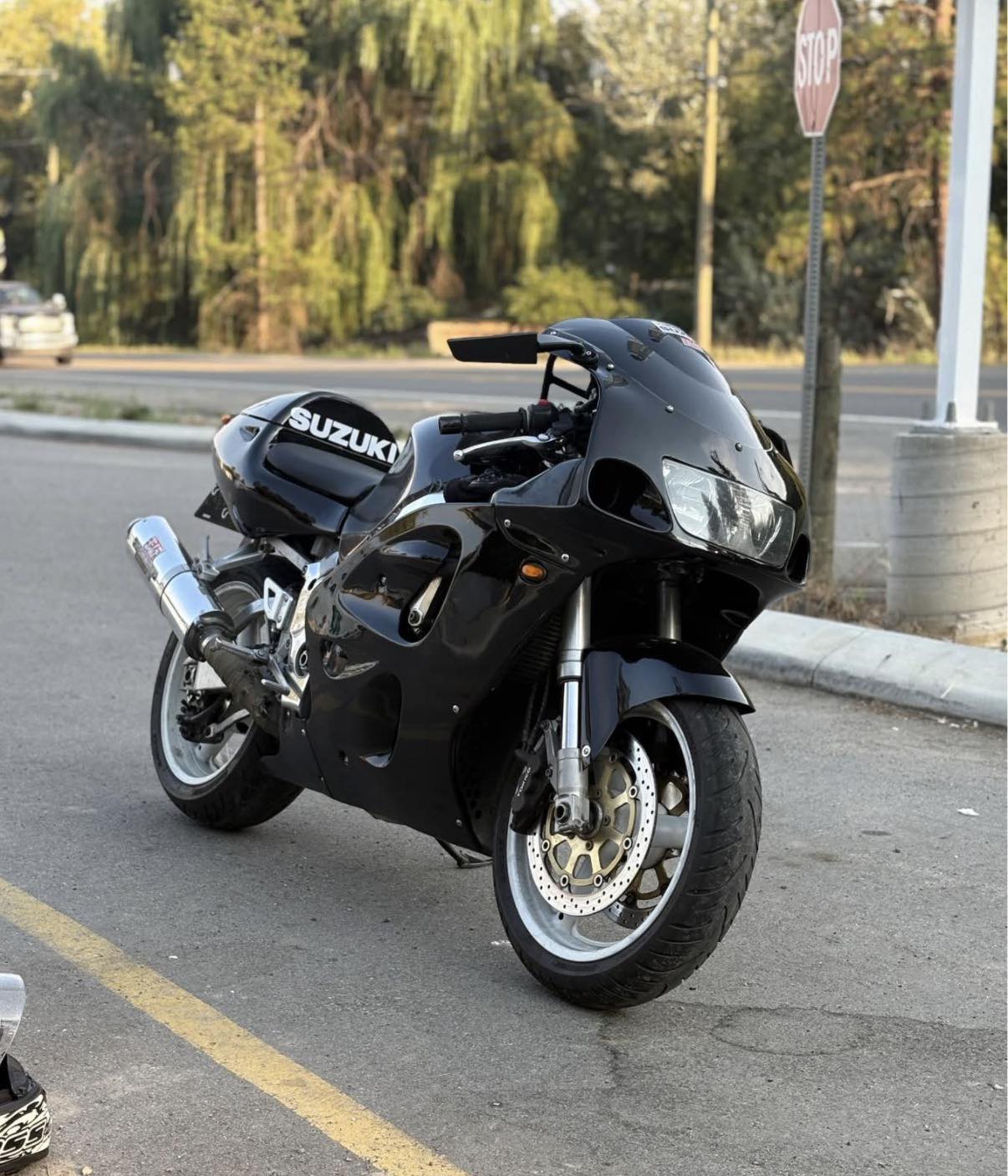 Im not mad I couldn't find OEM lol. 98 ZX9R