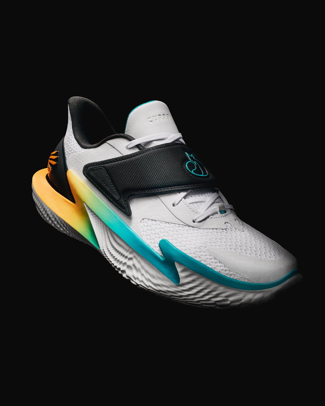 The latest UA Curry Fox 2 is sharp and reactive enough to keep up