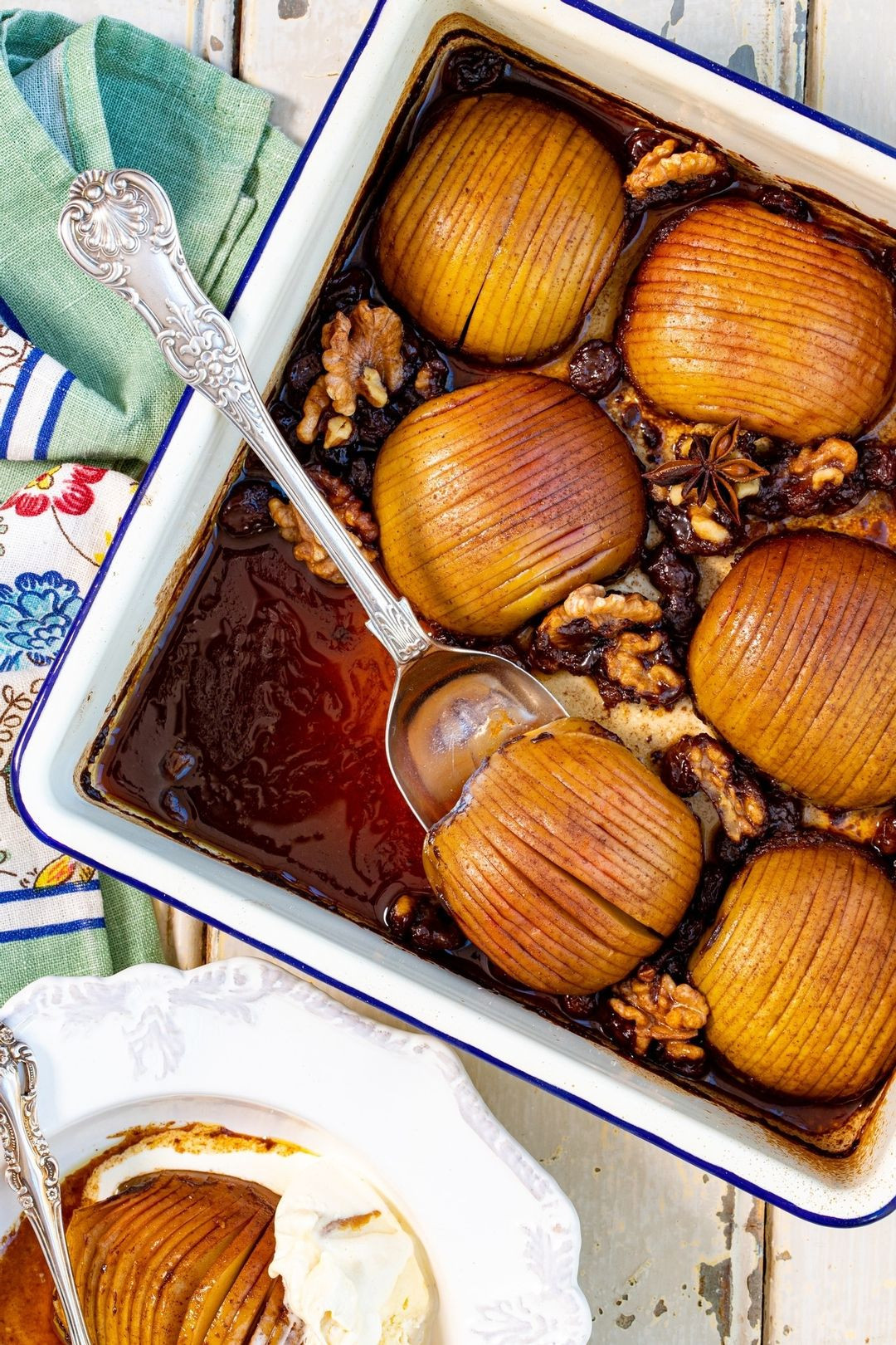 Nikalene Riddle - The Hasselback Baked Apples in... | Facebook