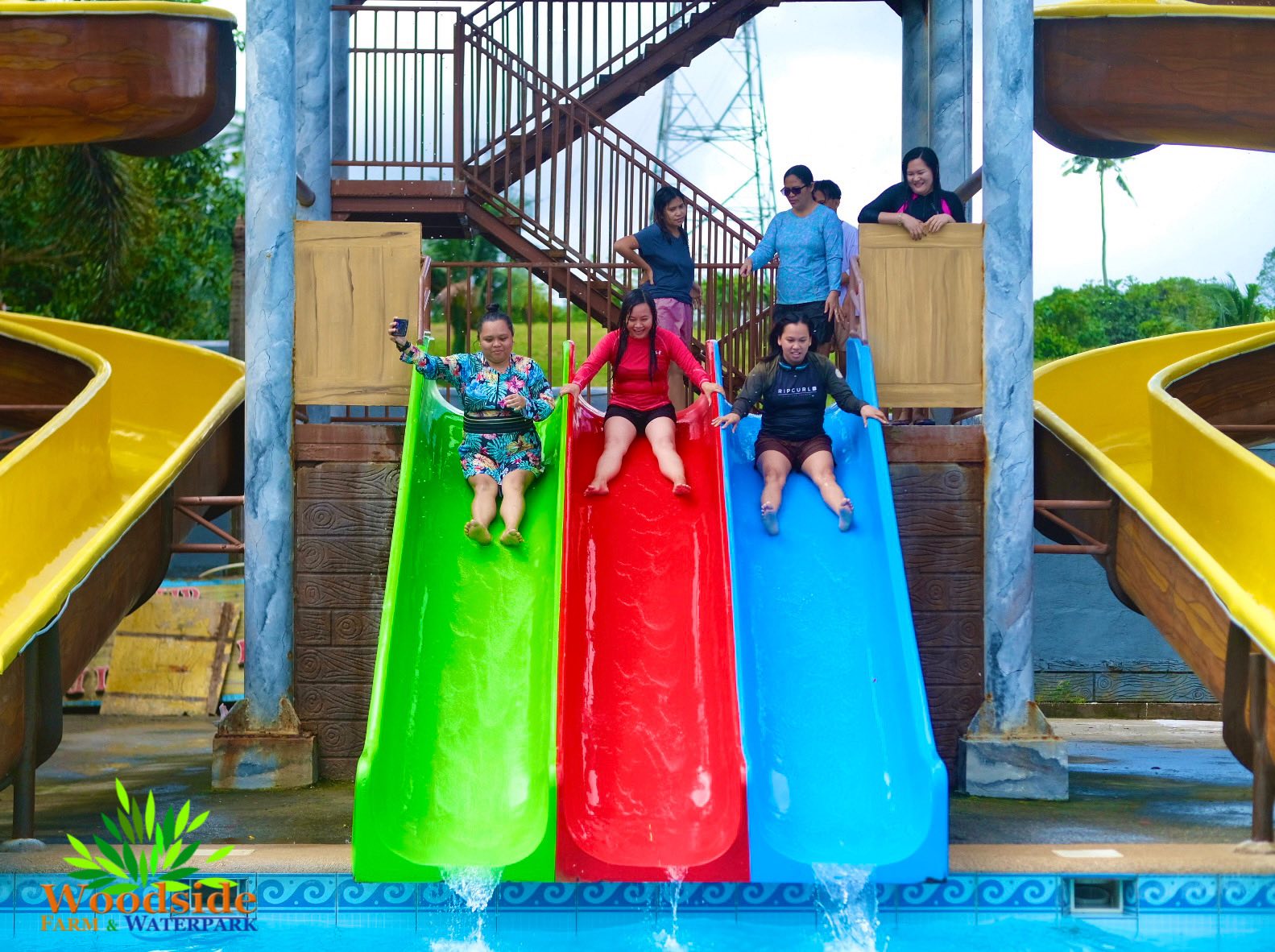 Woodside Farm & Waterpark... - Woodside Farm & Waterpark