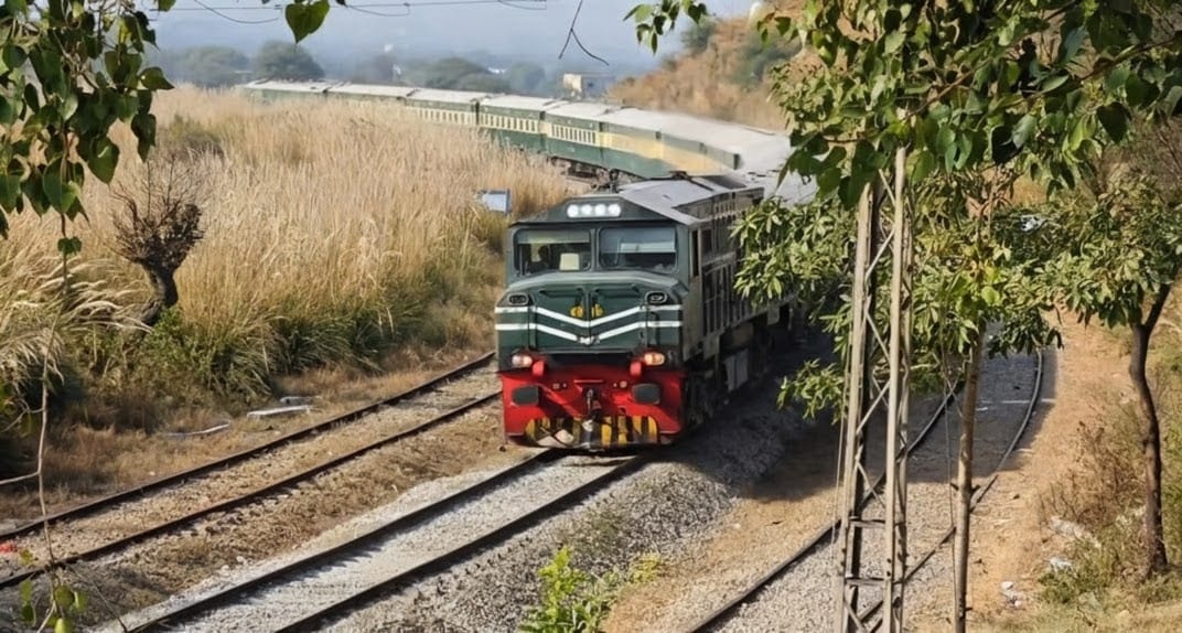 Pak Rail - Pak Rail added a new photo — at Wazirabad...