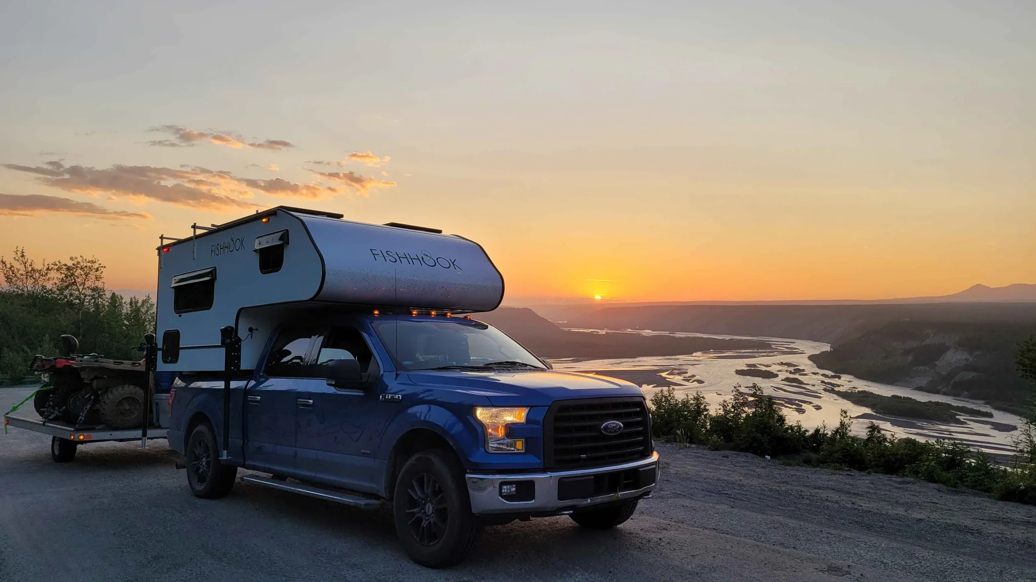 A beautiful sunset and... - Cache Camper Manufacturing Inc. | Facebook