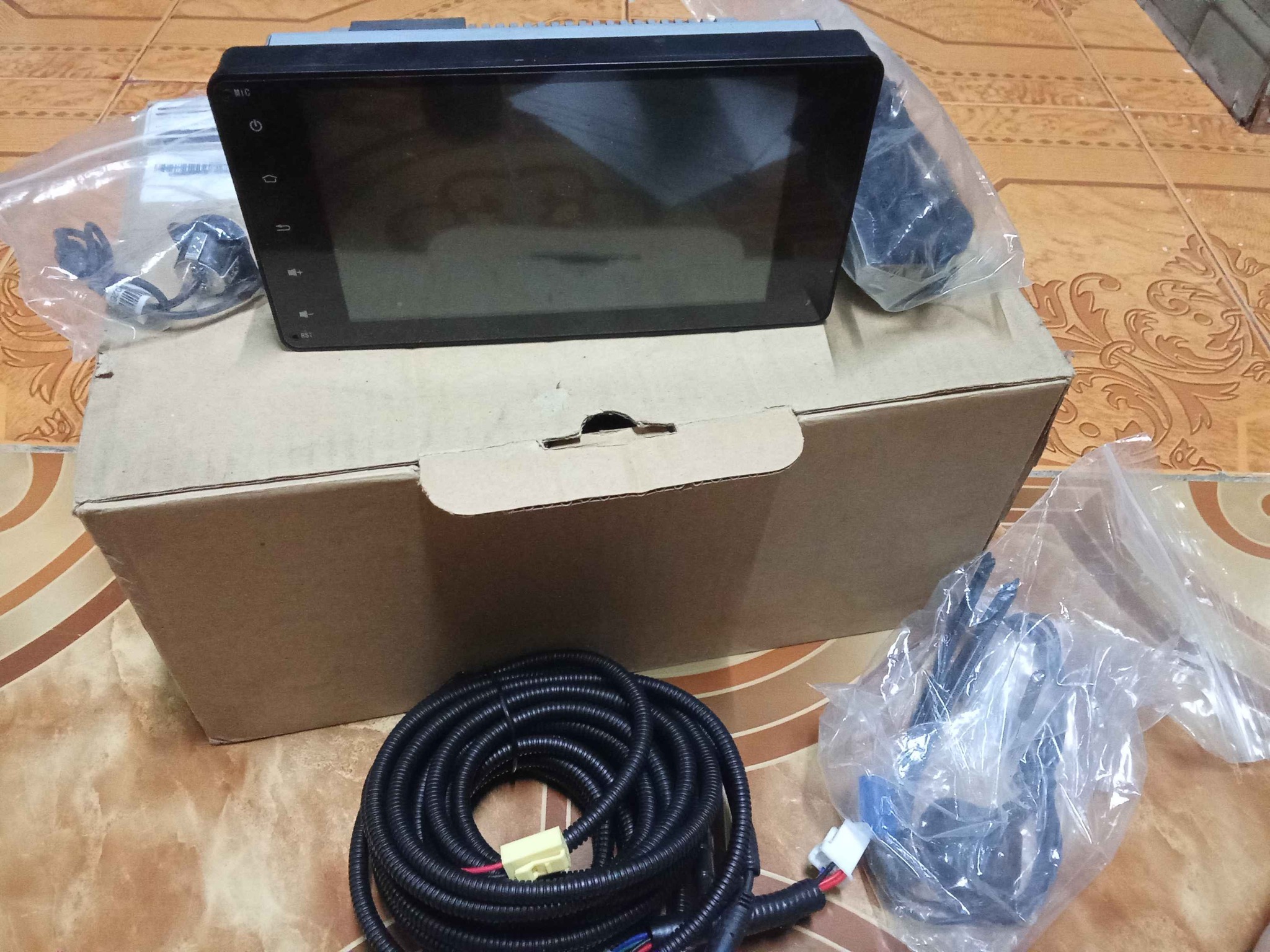 Stock head unit for expander - Car Interior Parts - Cabuyao, Laguna ...