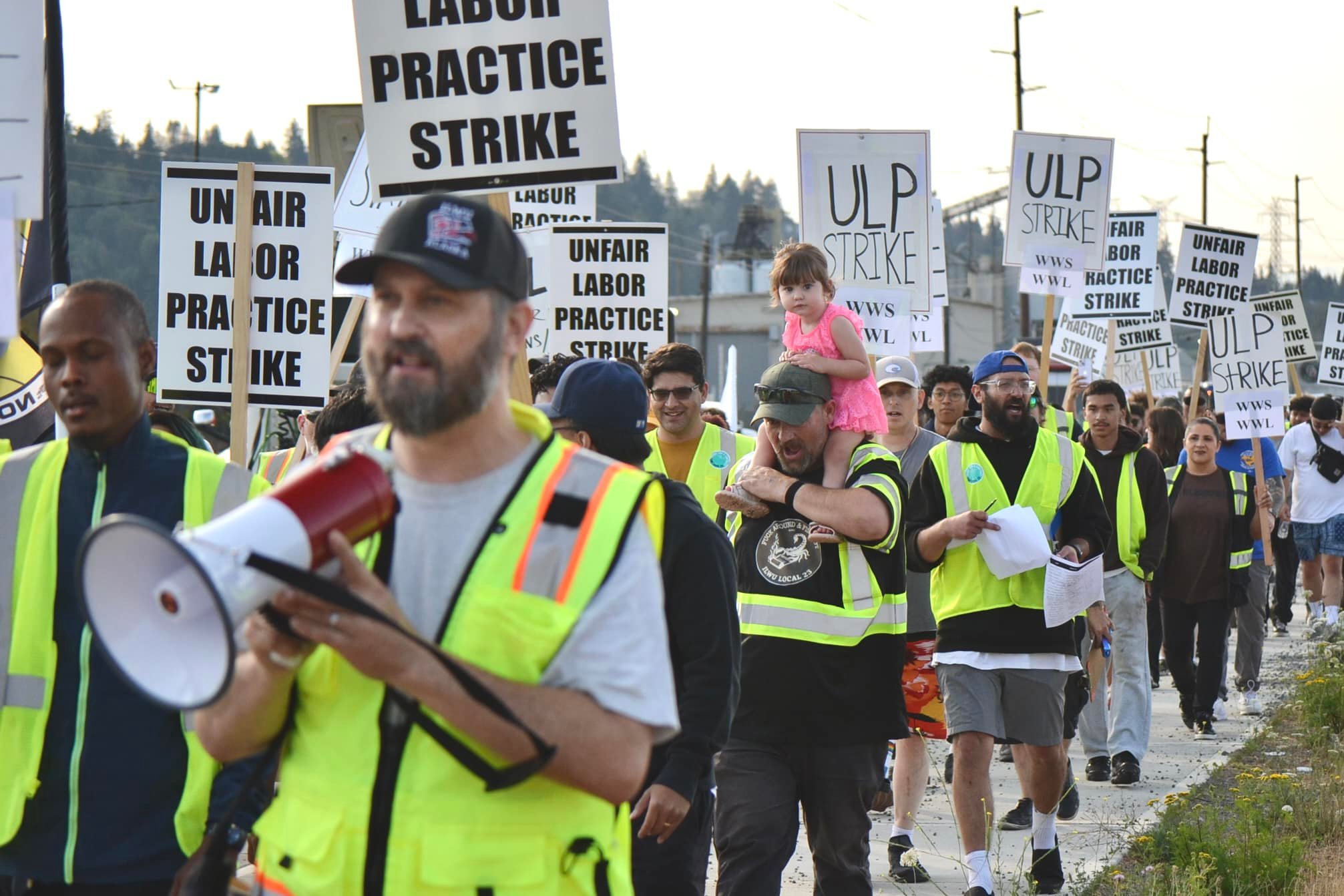 ILWU Local #23 - Yesterday, ILWU Local 23 members at...