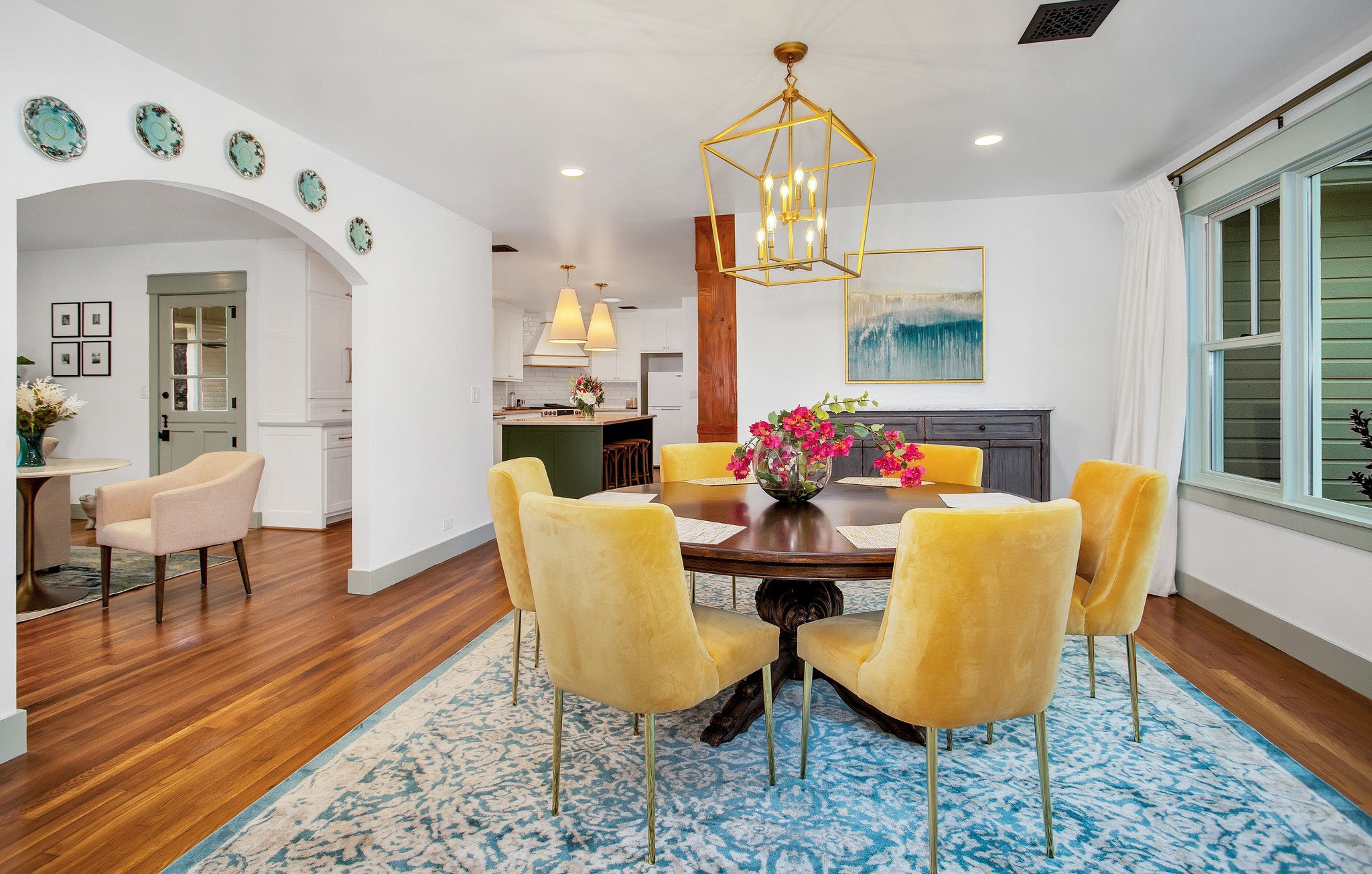 Absolute Charm B&B... - Absolute Charm B&B + Vacation Rentals