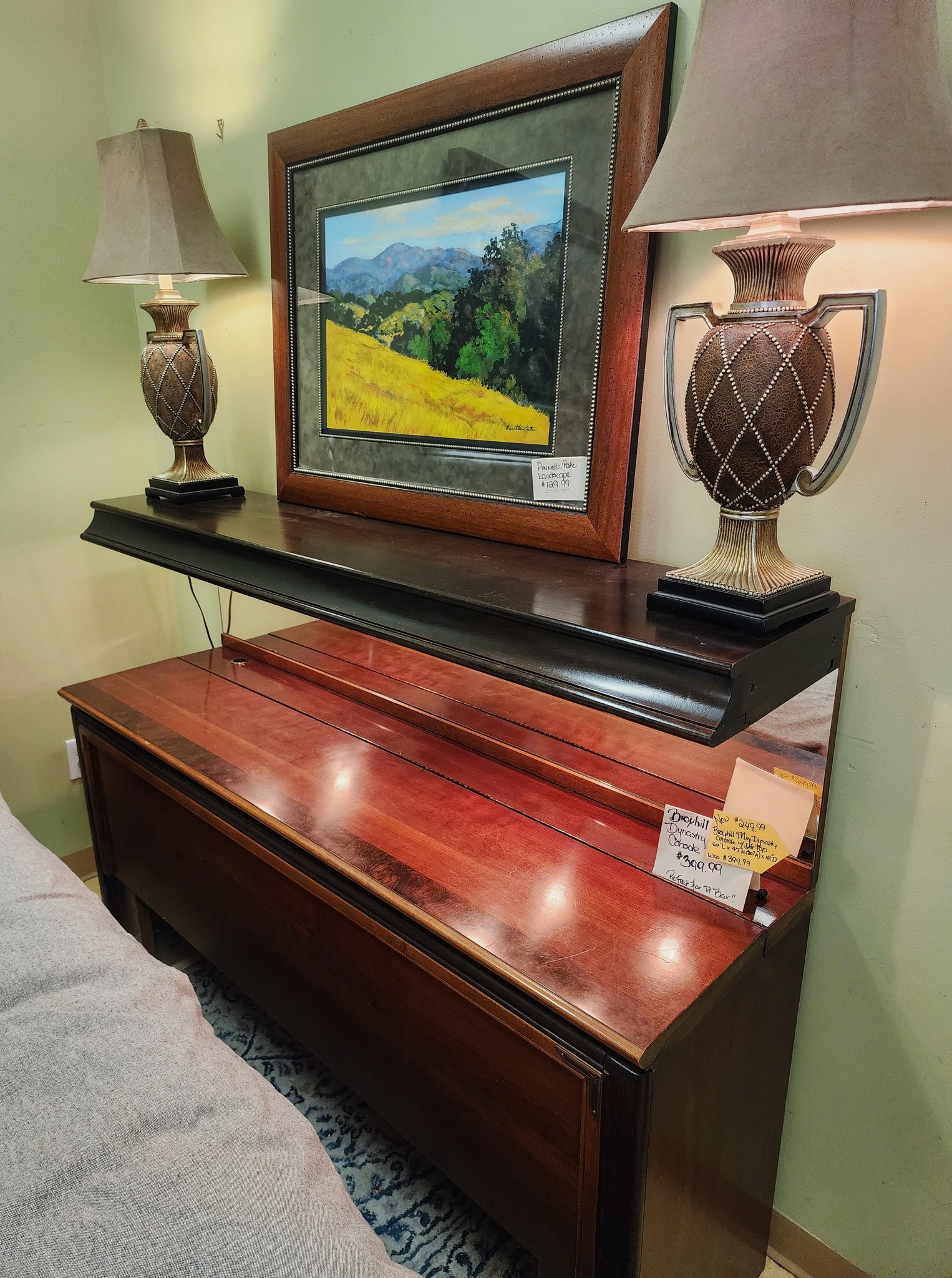 Classic - Broyhill Ming Dynasty console with lift top that would make a