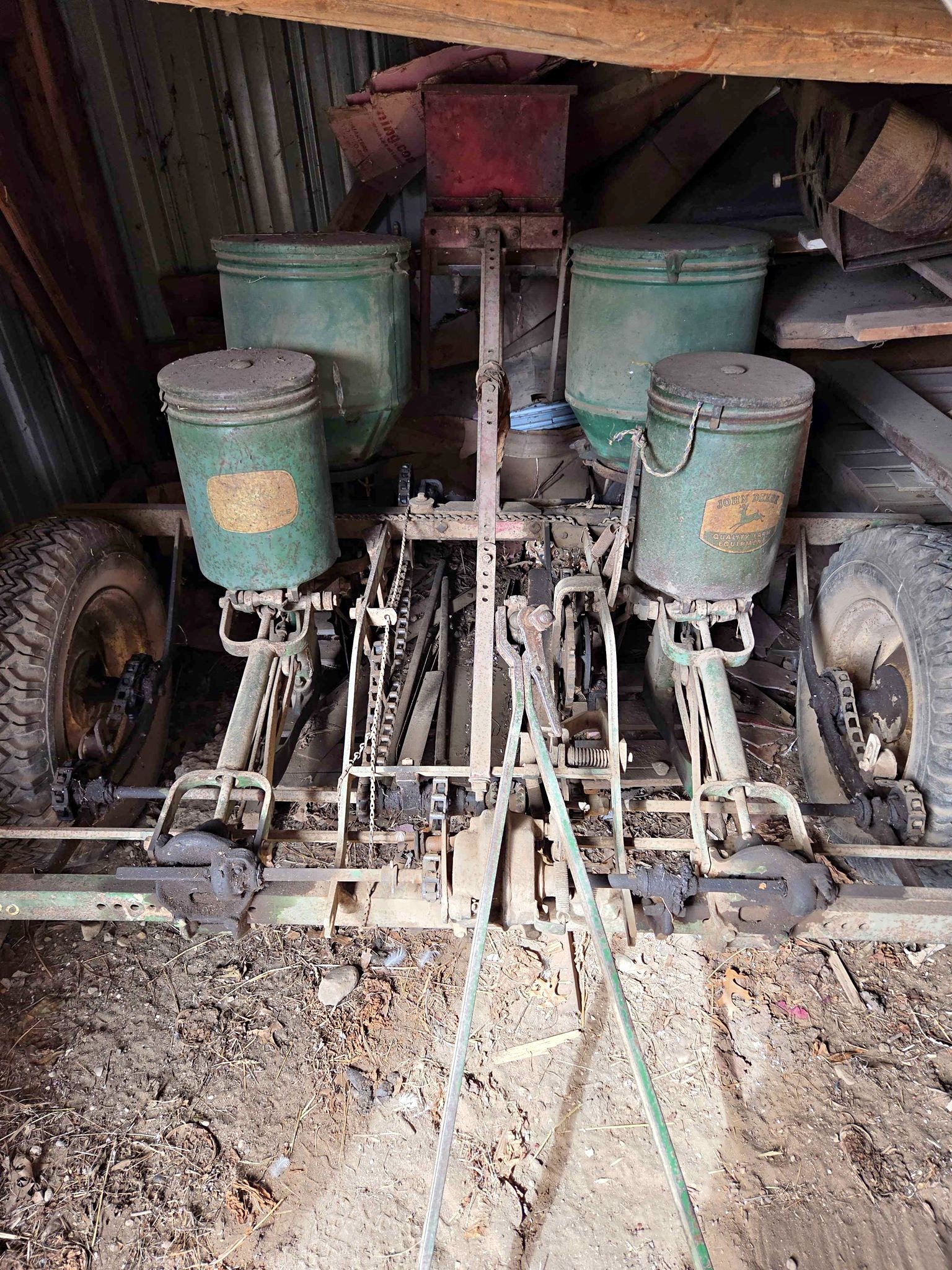 John deere 290 corn planter - Pots & Planters - Edgerton, Wisconsin ...